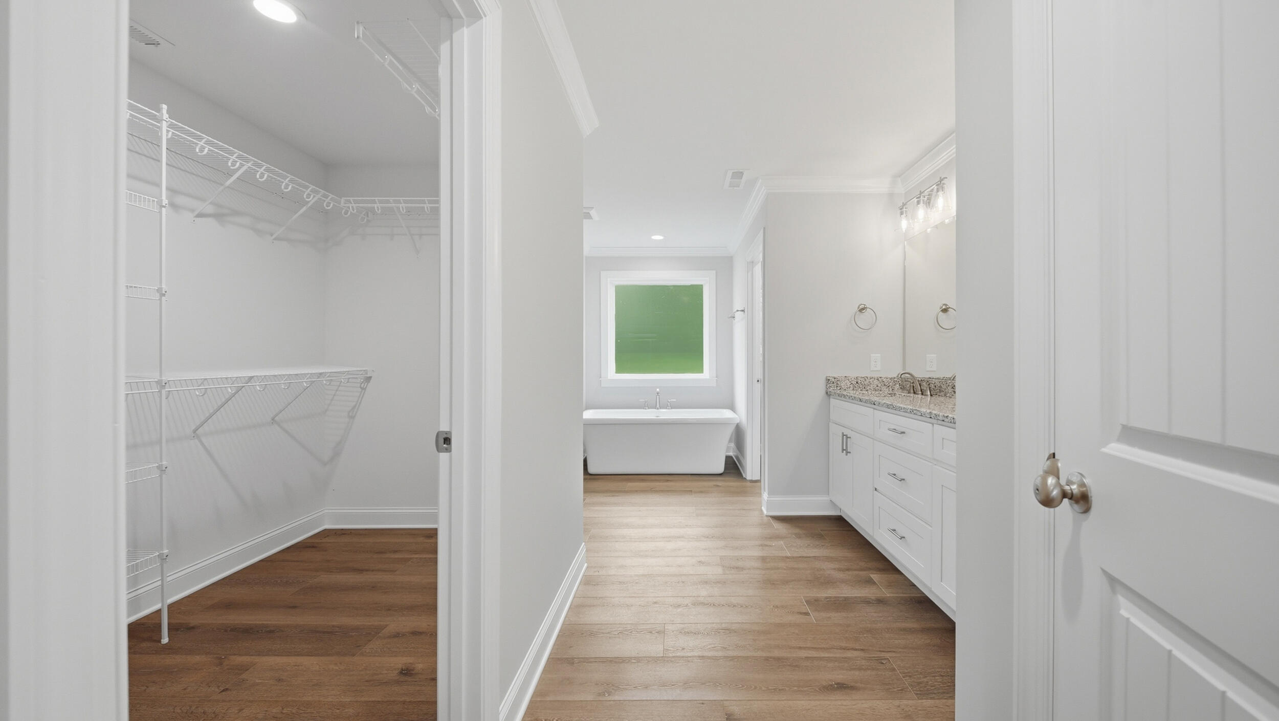8076 Abraham Lane