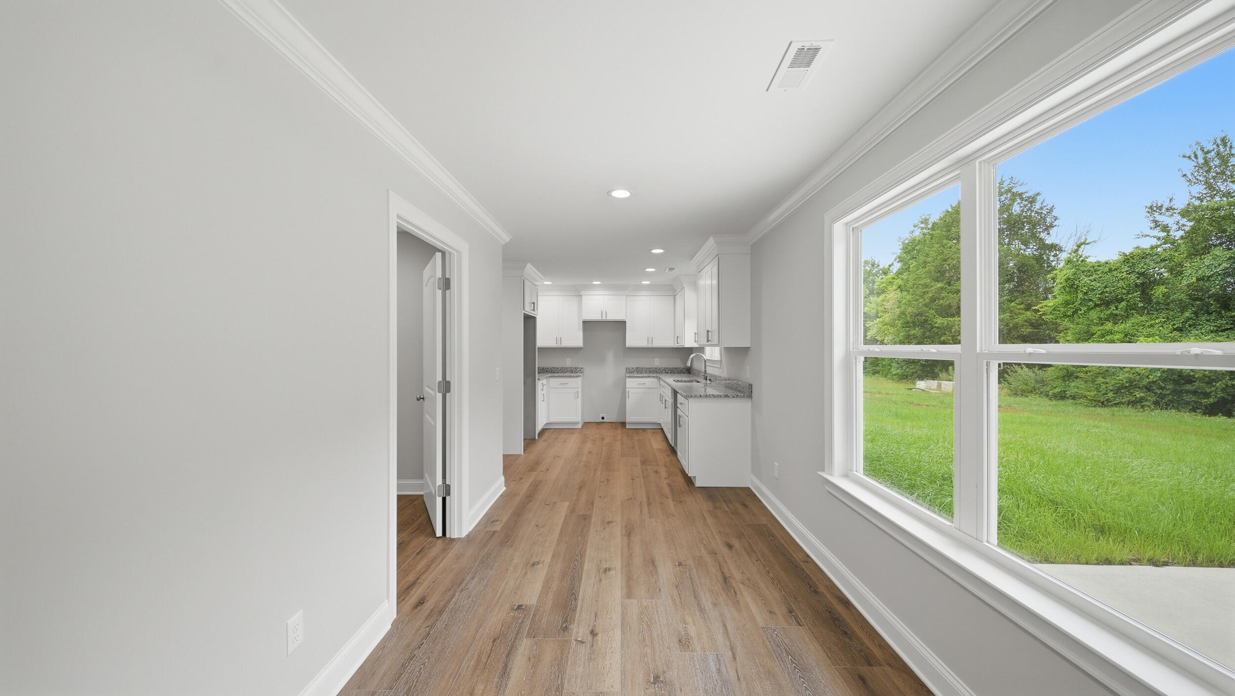 8076 Abraham Lane