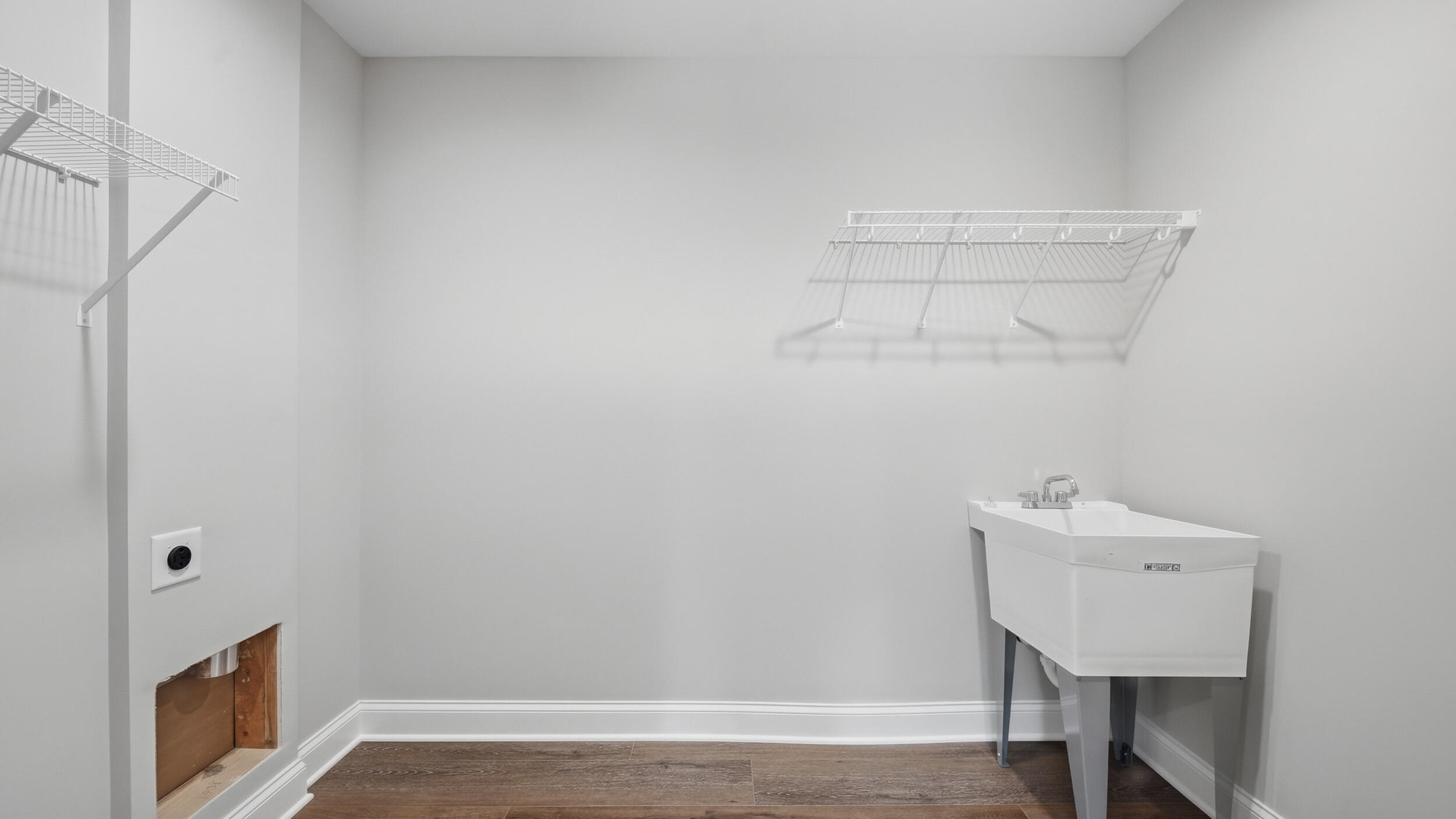8076 Abraham Lane