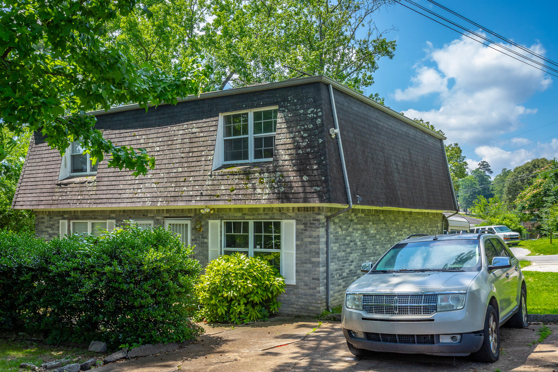 3634 Helen Lane
