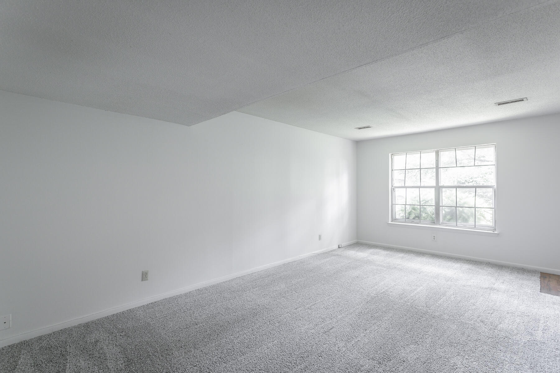 3634 Helen Lane