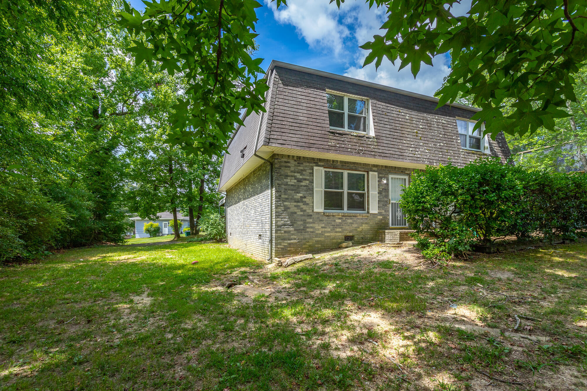 3634 Helen Lane