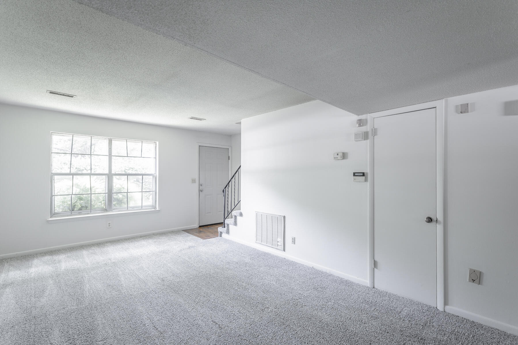 3634 Helen Lane