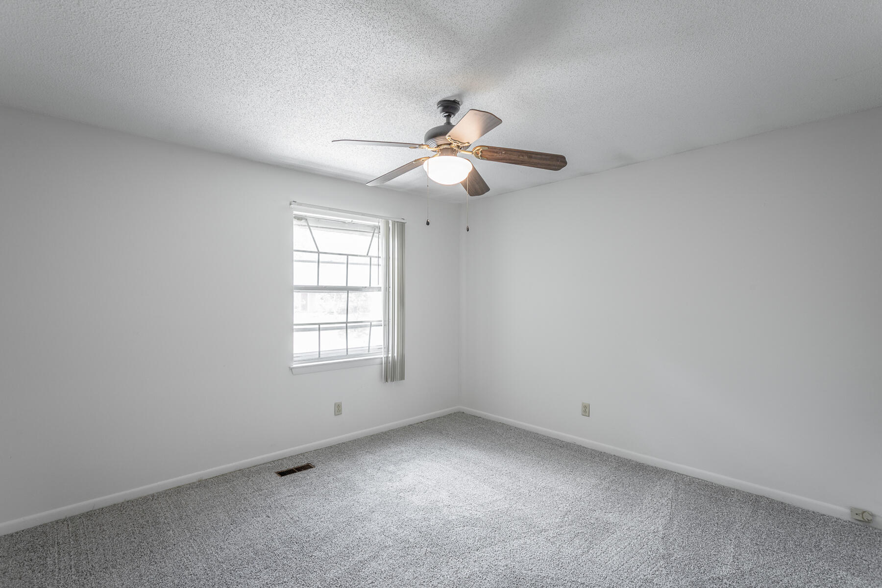 3634 Helen Lane