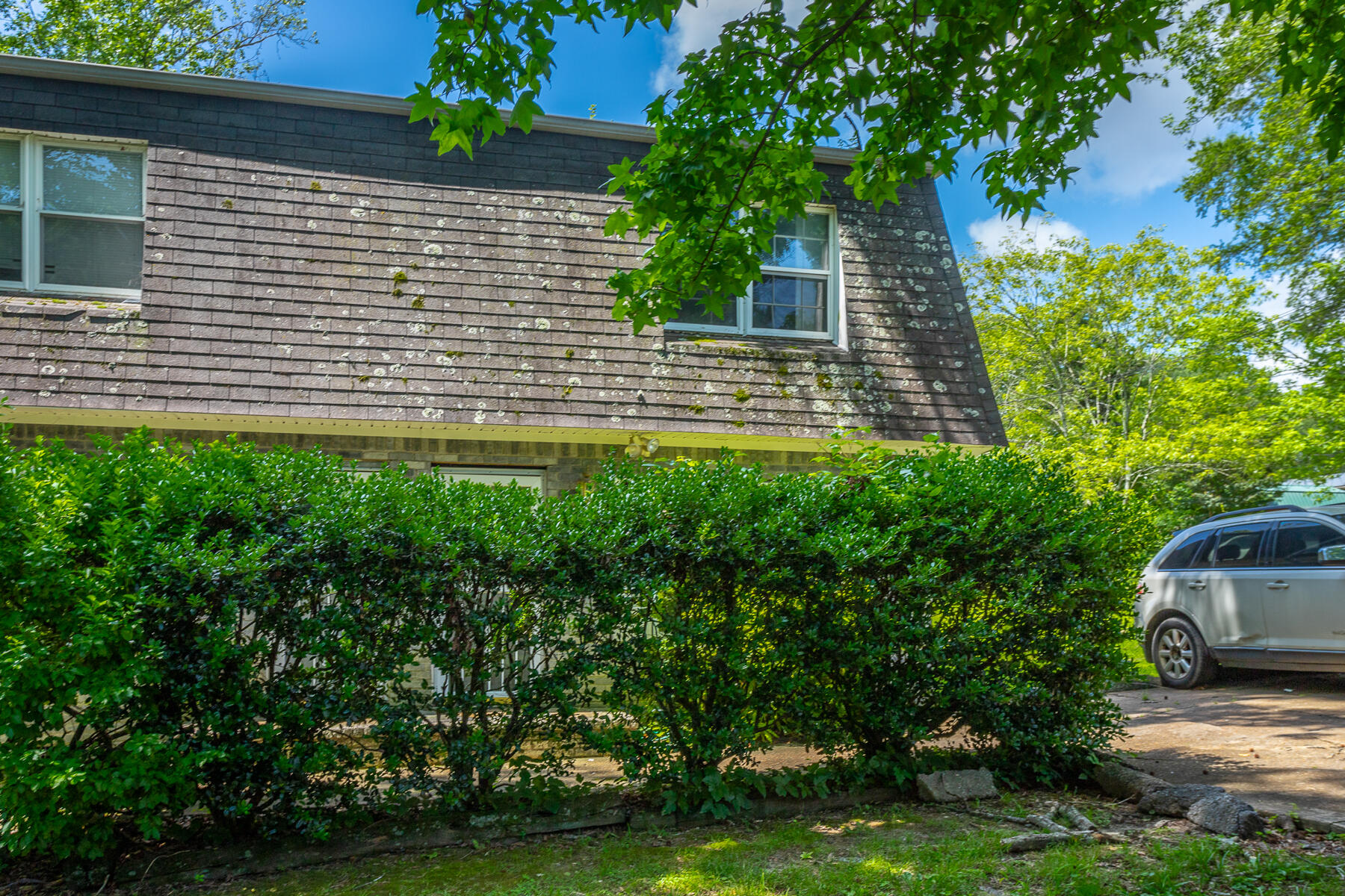 3634 Helen Lane