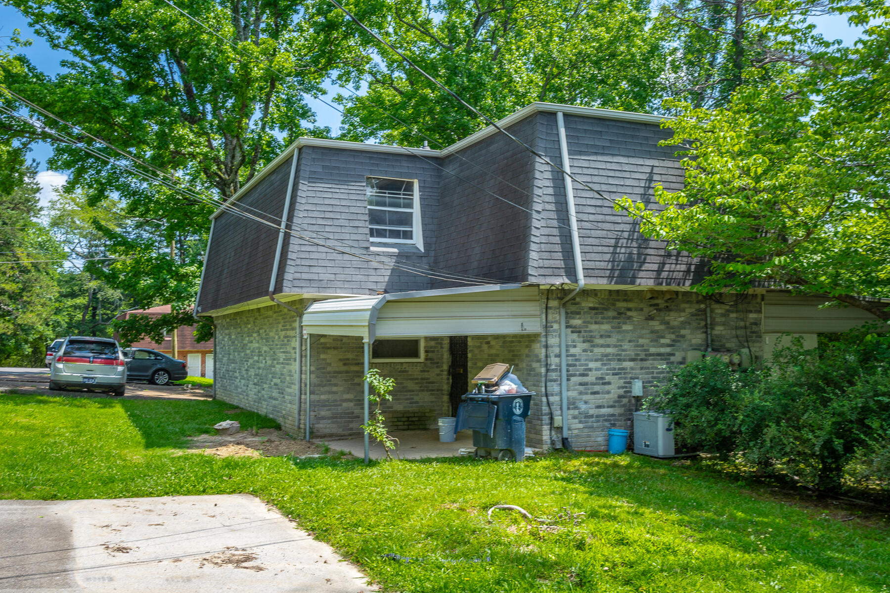 3634 Helen Lane