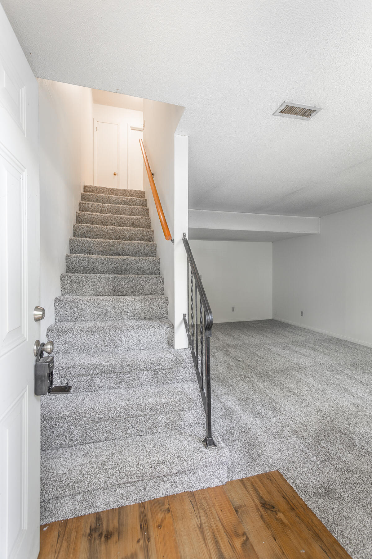 3634 Helen Lane