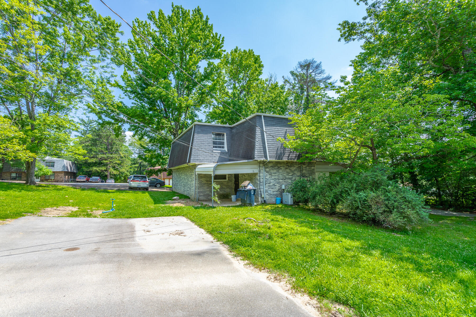 3634 Helen Lane