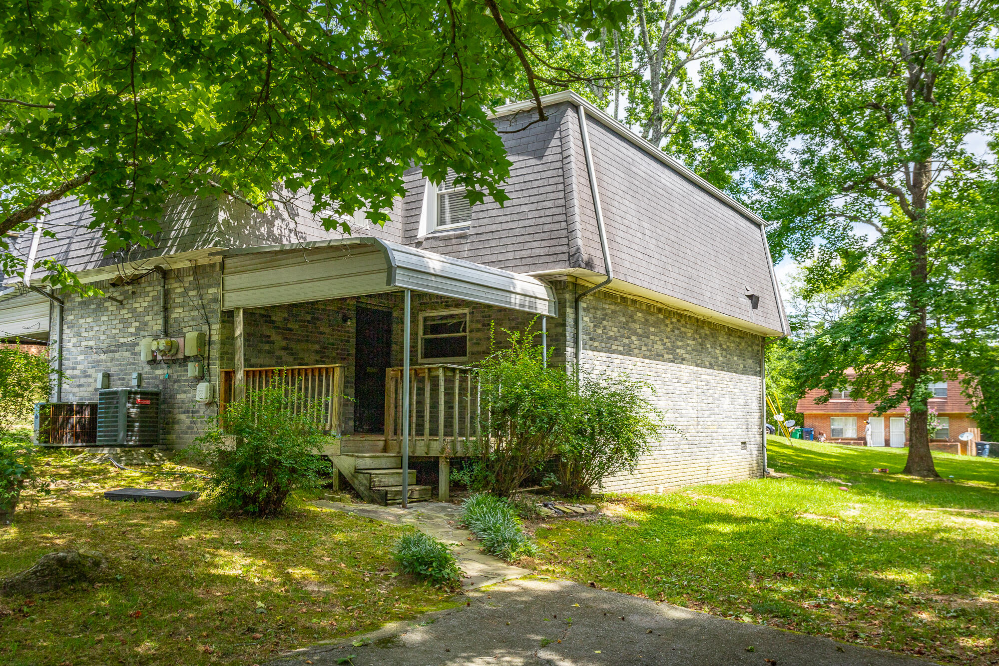3634 Helen Lane