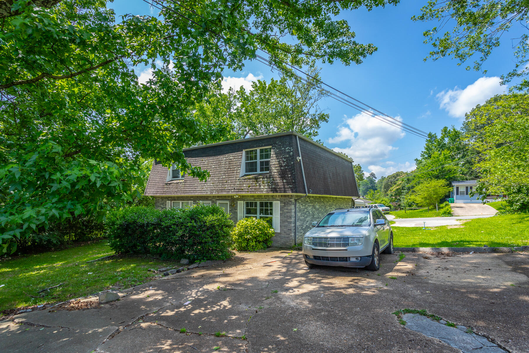 3634 Helen Lane