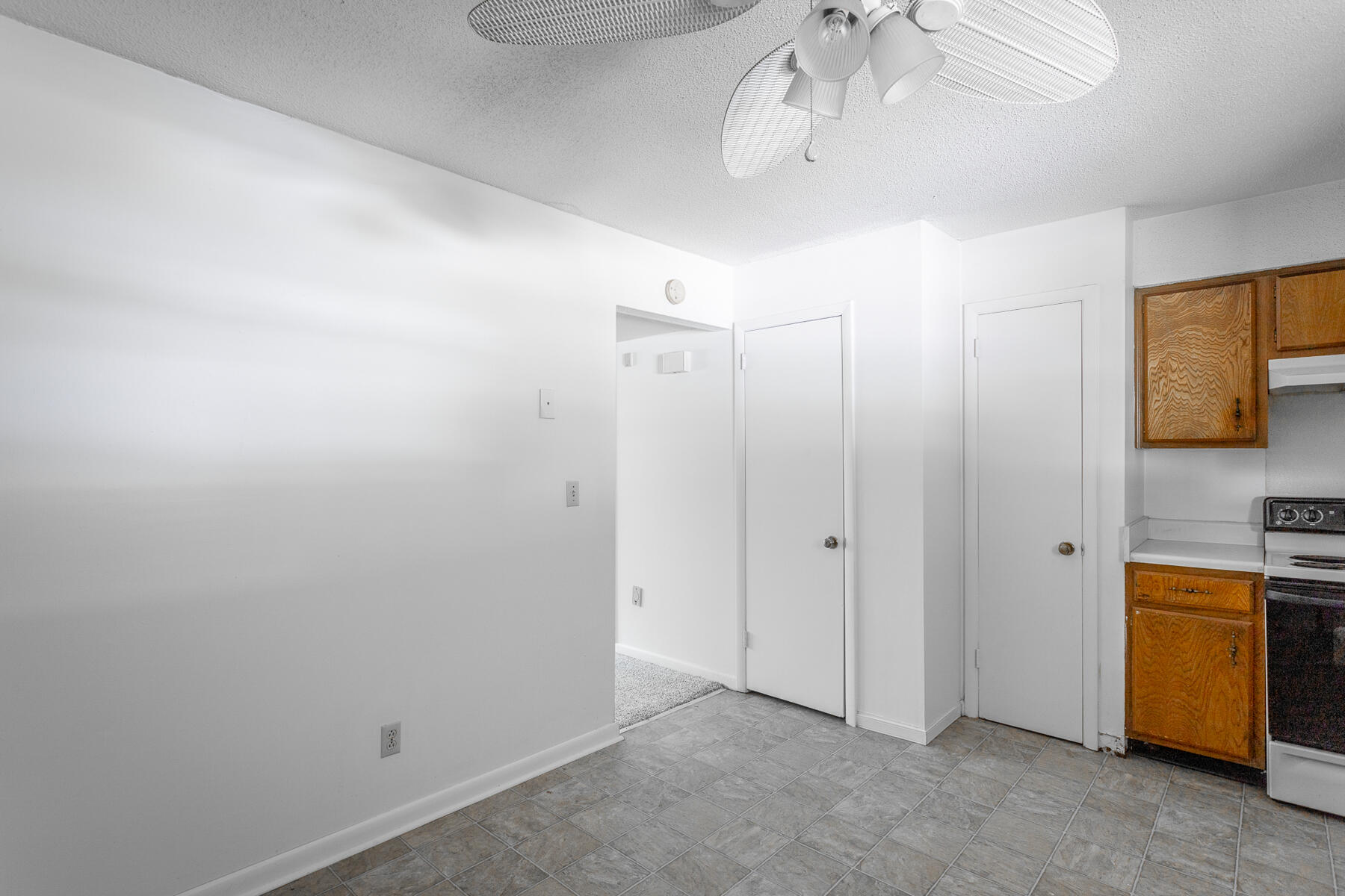 3634 Helen Lane