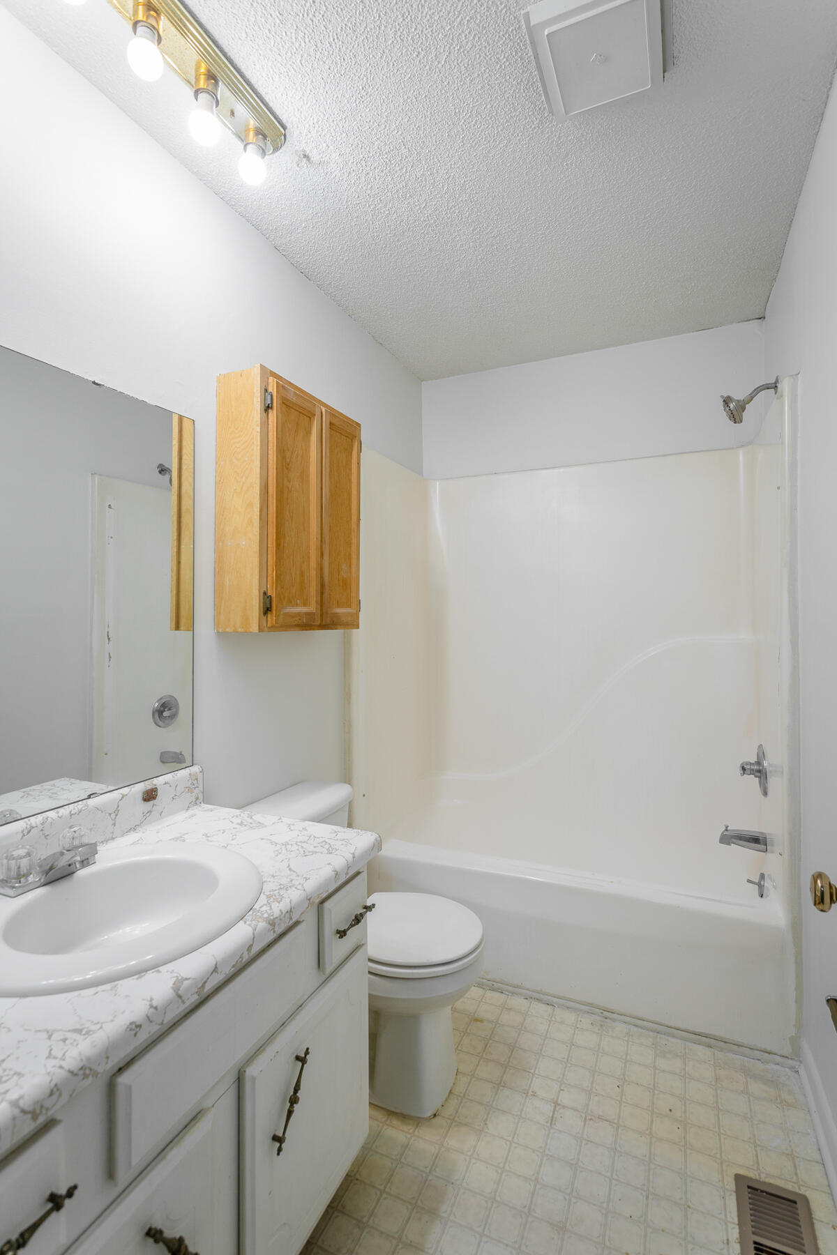 3634 Helen Lane