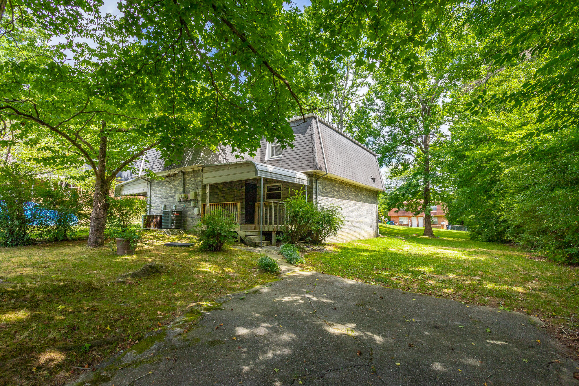 3634 Helen Lane