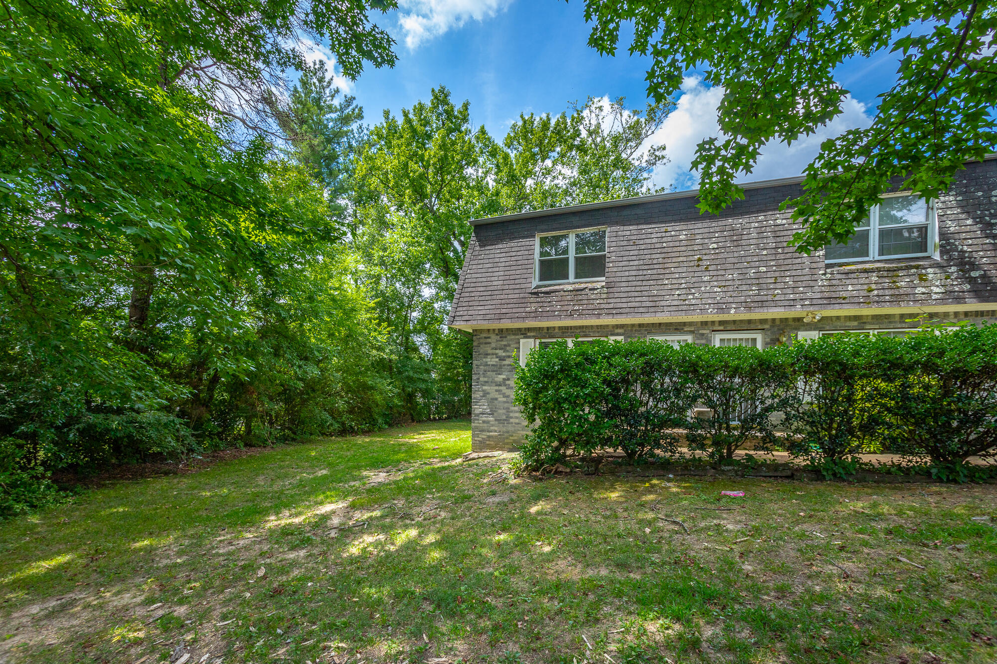 3634 Helen Lane