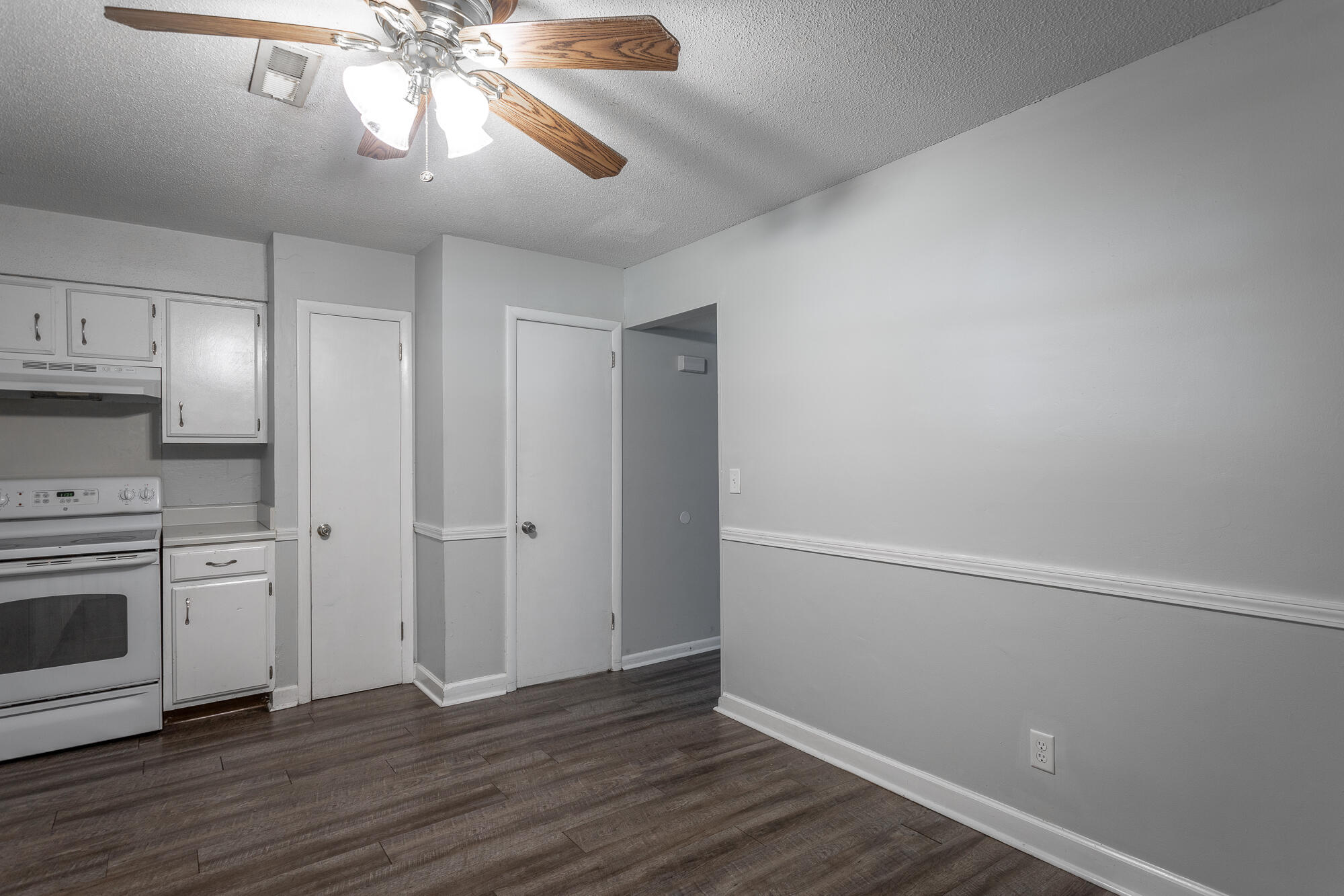 3634 Helen Lane