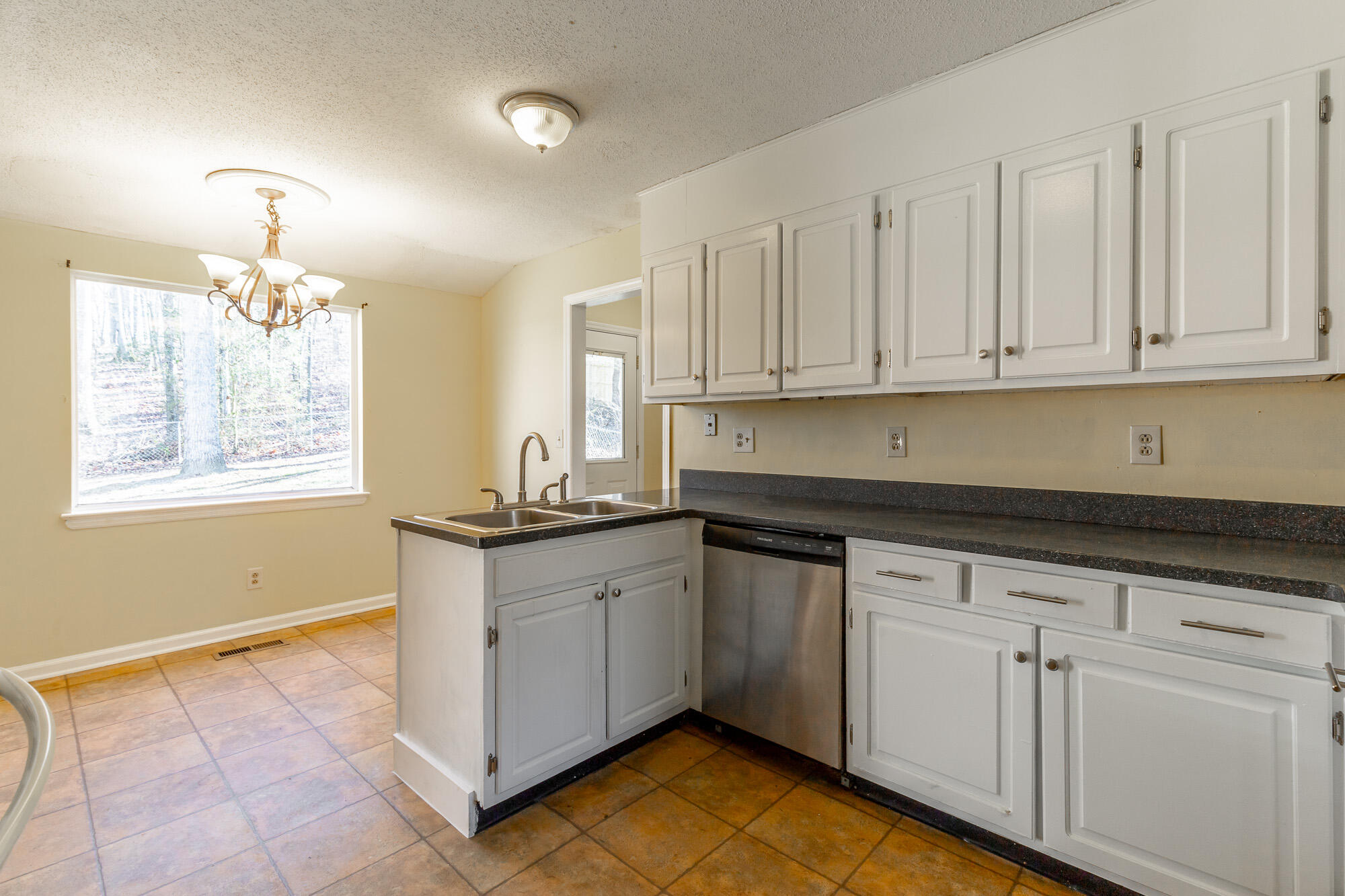 2500 Shenandoah Drive