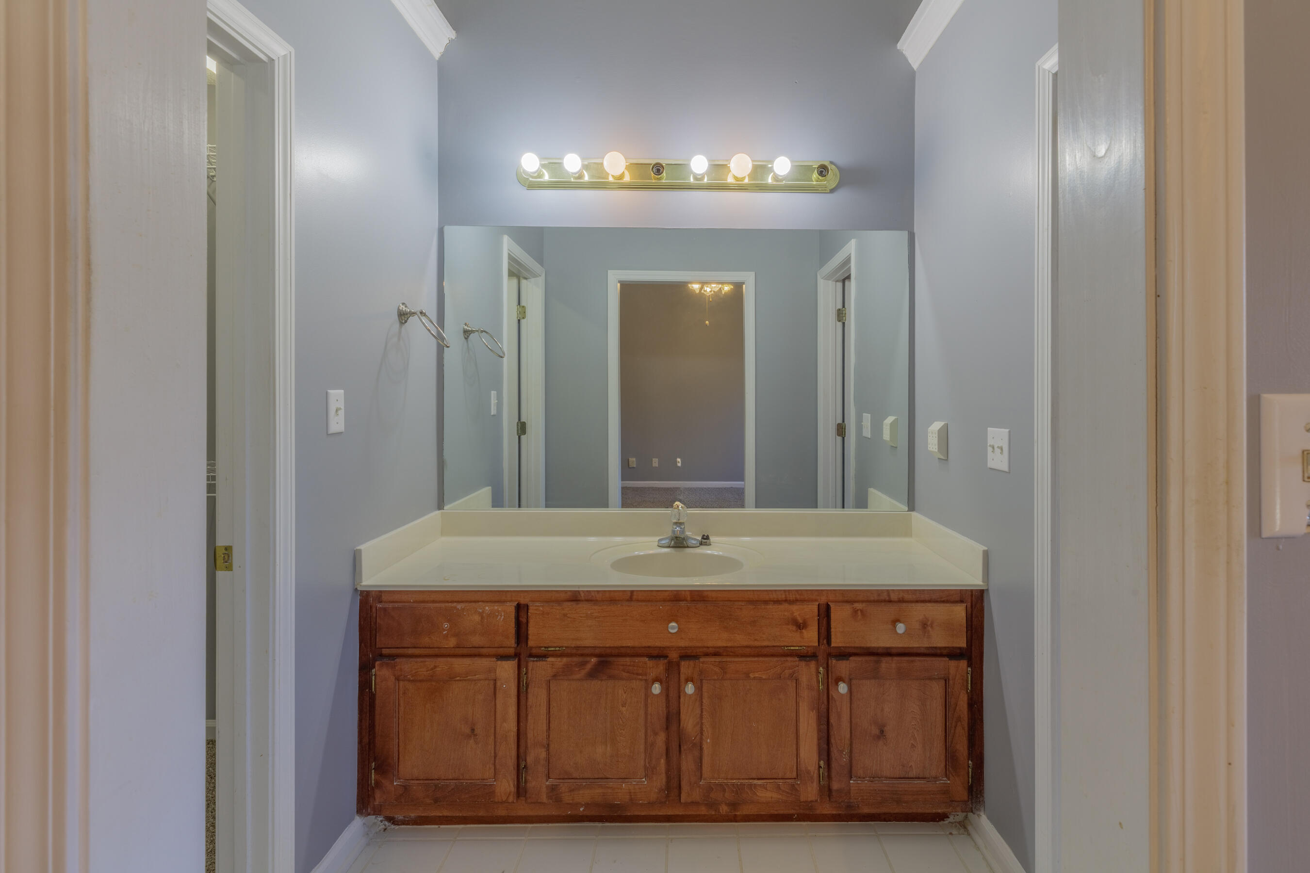 12796 Emerald Creek Circle