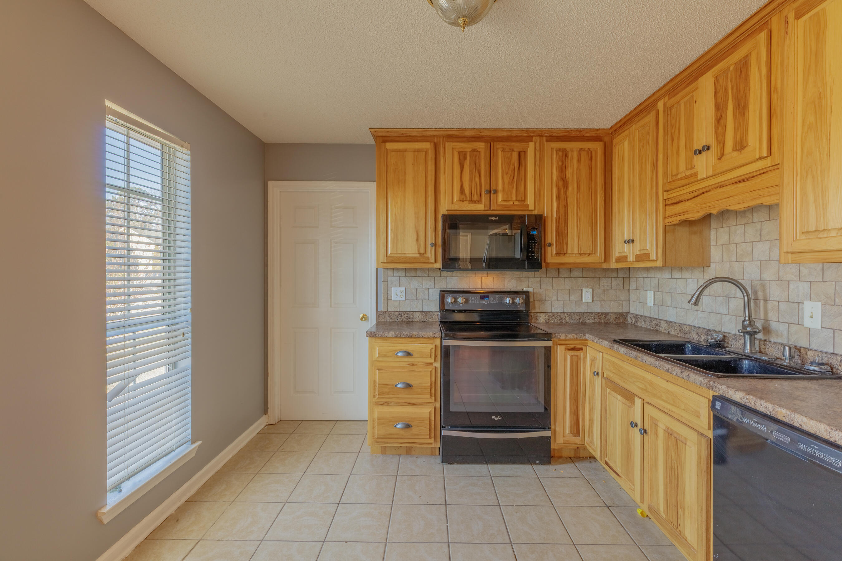 12796 Emerald Creek Circle