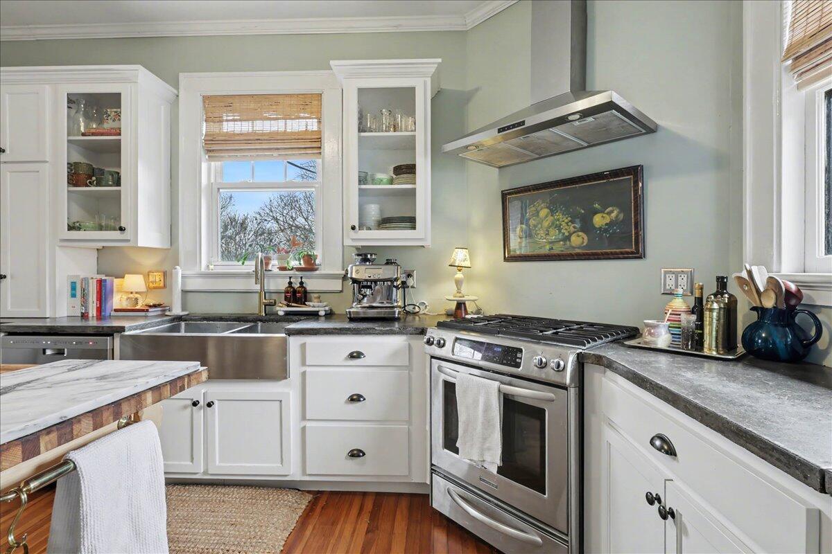 3007 Campbell Street