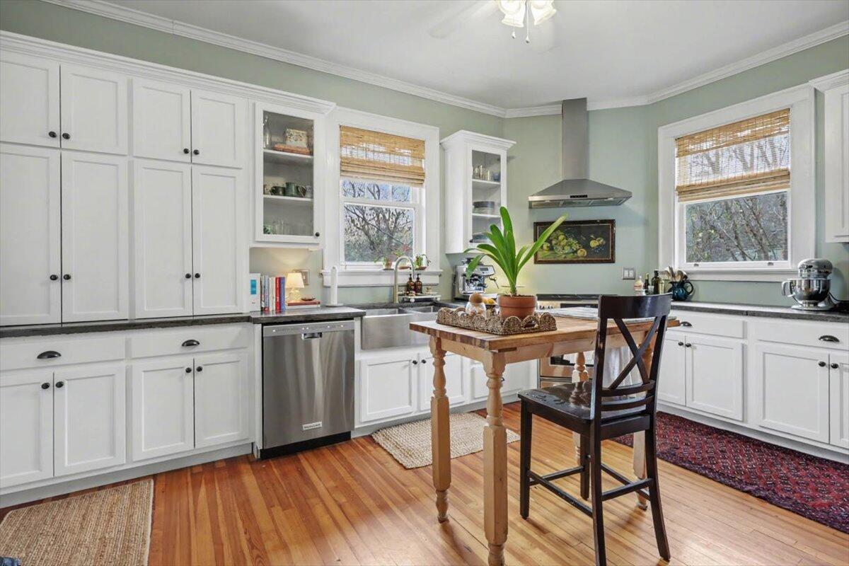 3007 Campbell Street