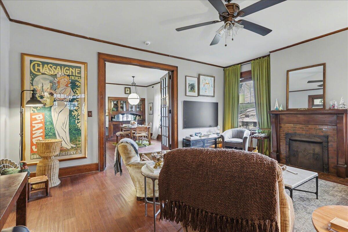 3007 Campbell Street