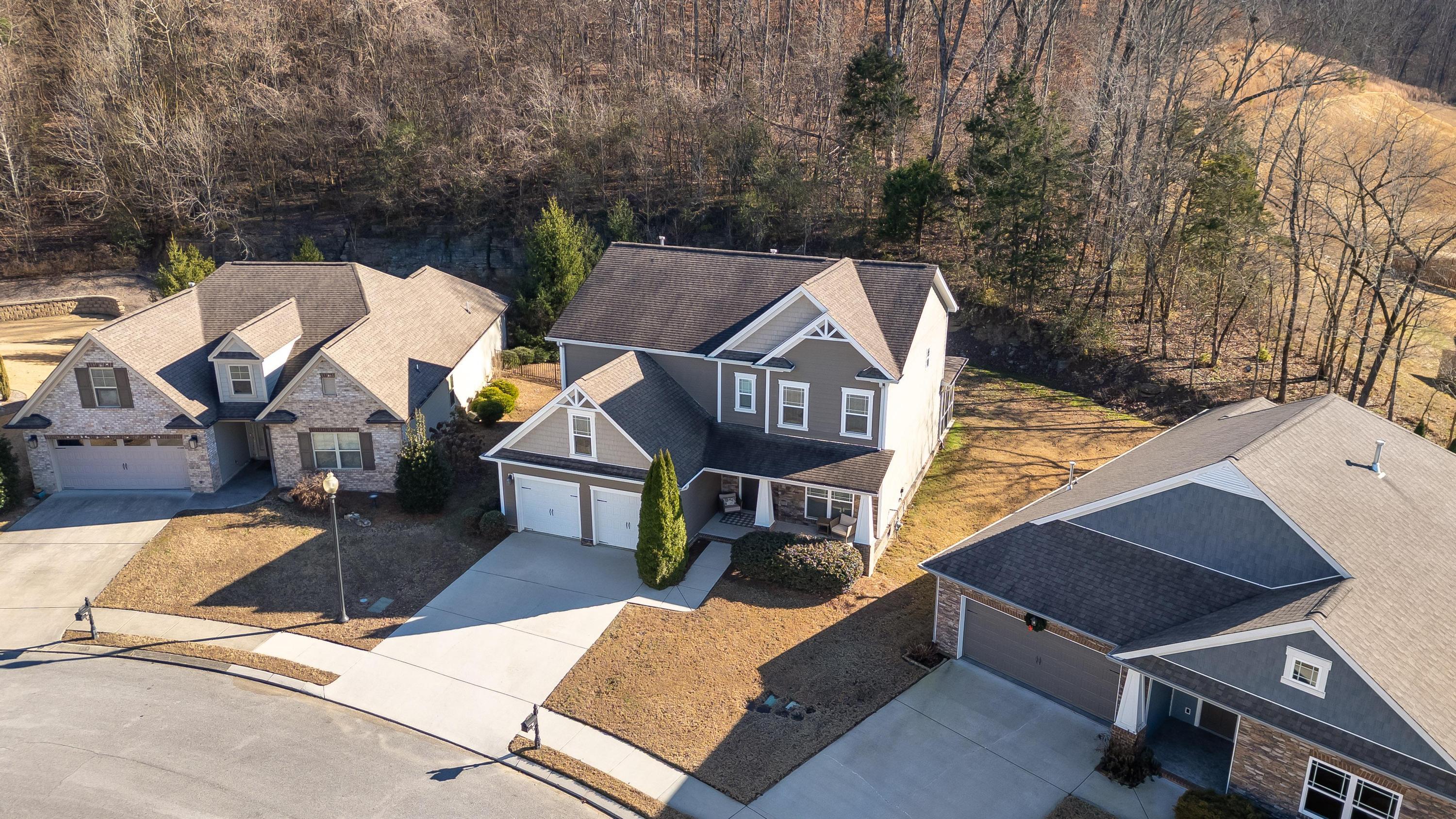 5475 Bungalow Circle