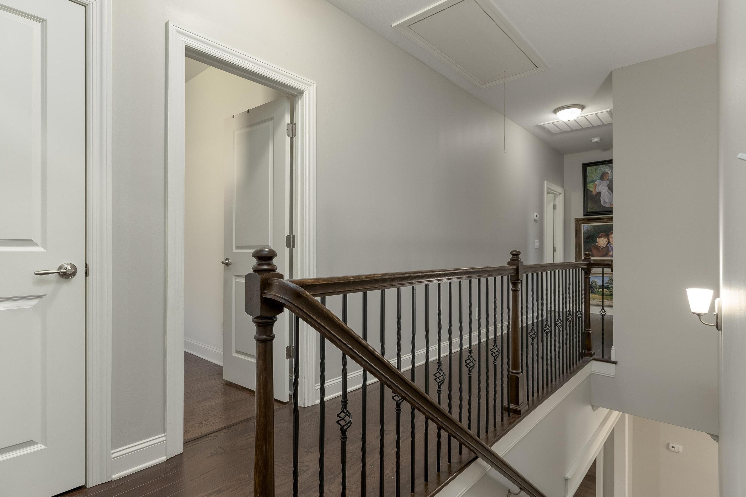 5475 Bungalow Circle