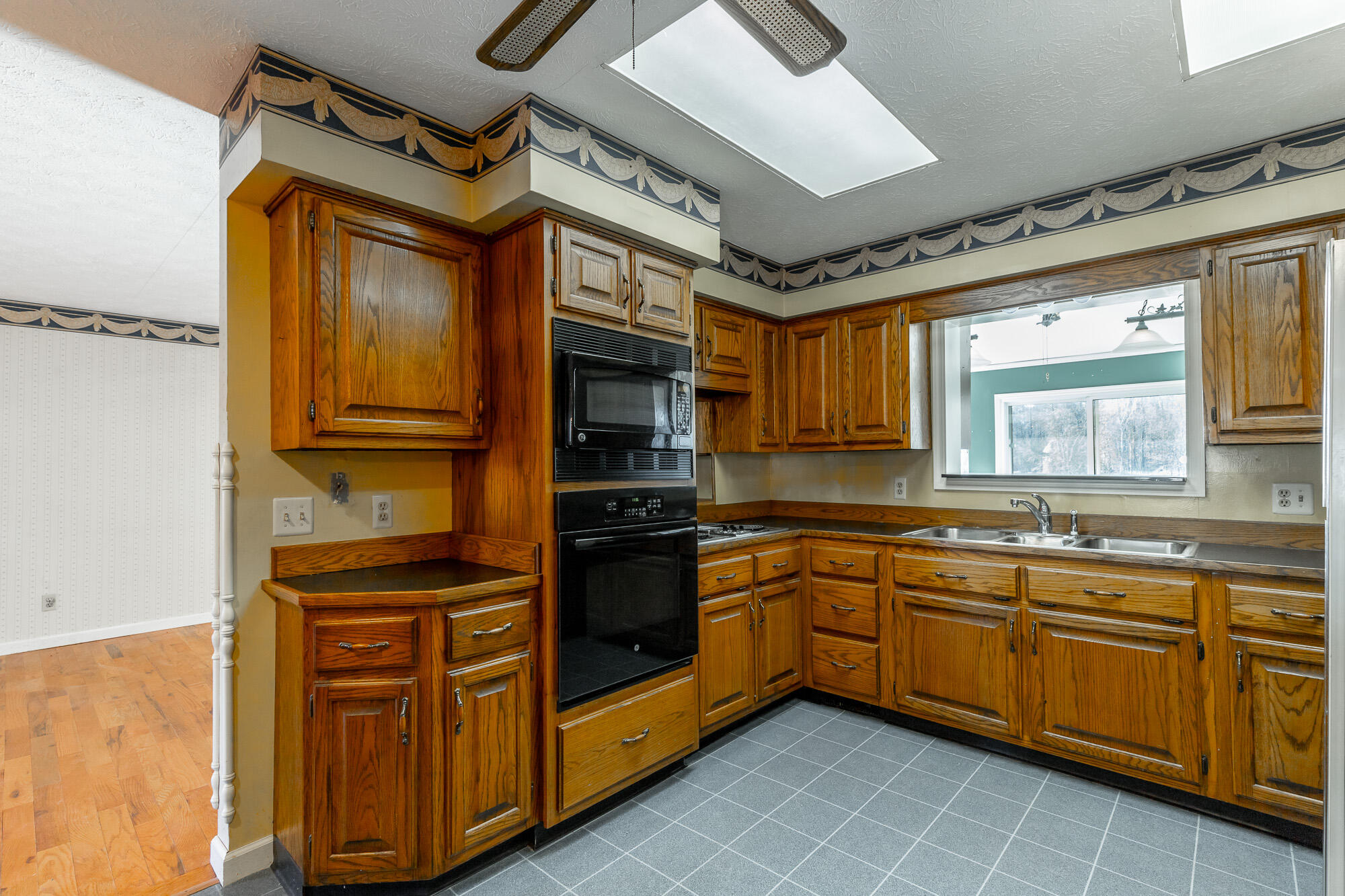 521 Countryside Drive