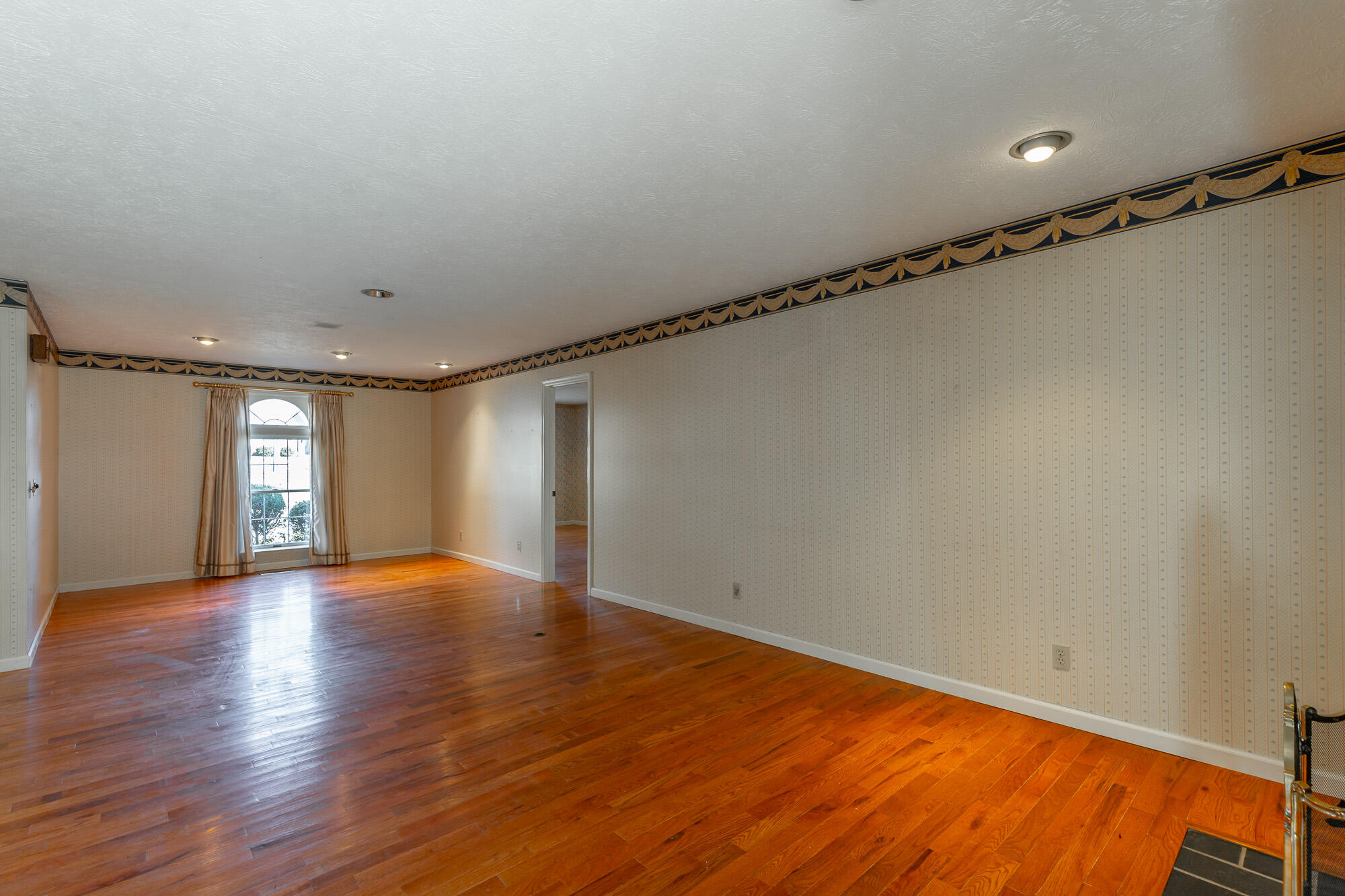 521 Countryside Drive