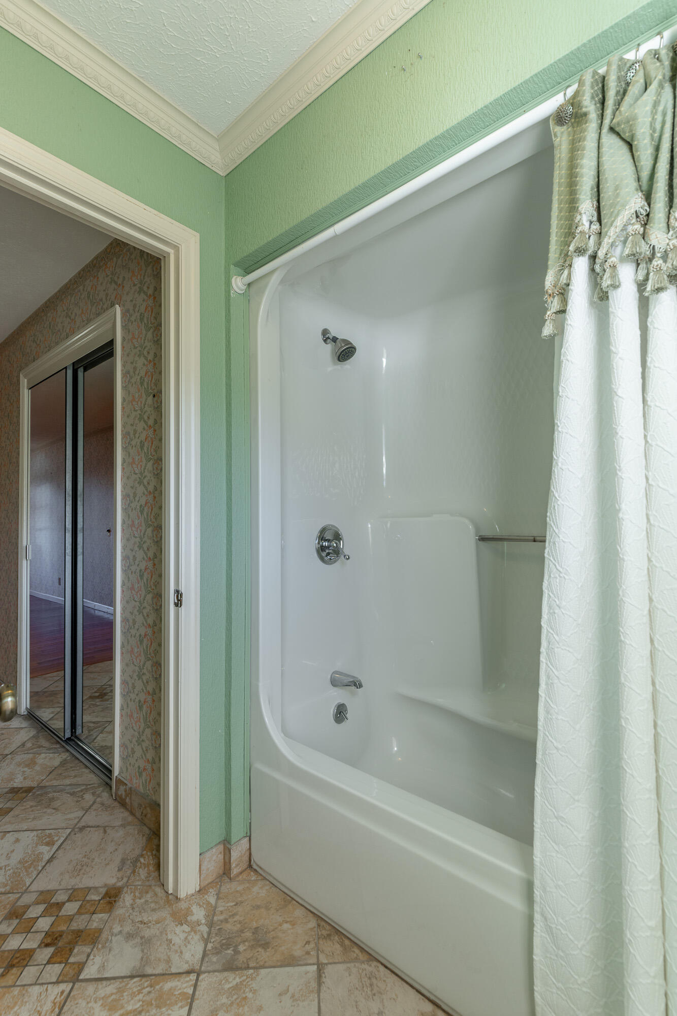 521 Countryside Drive