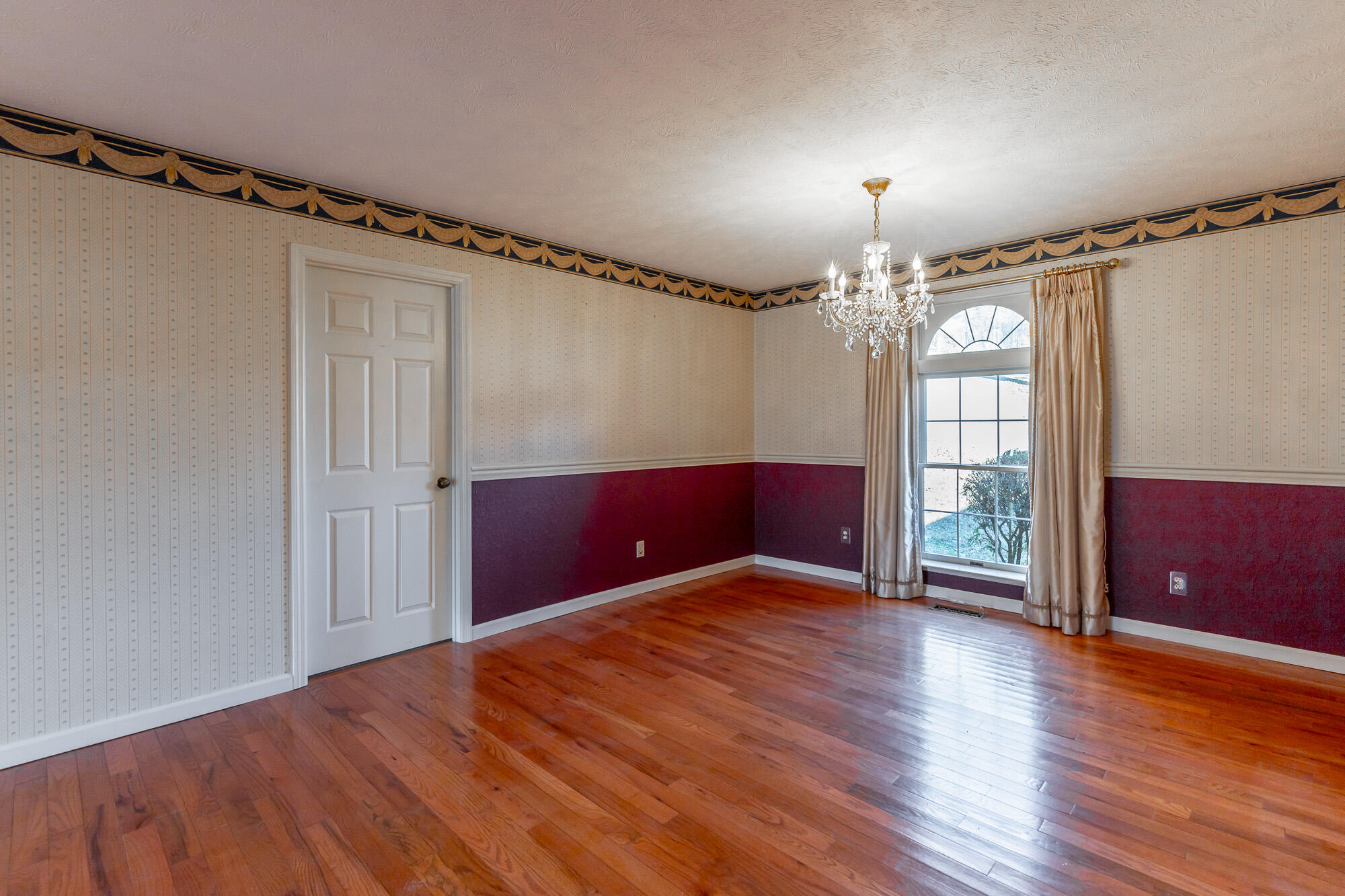 521 Countryside Drive