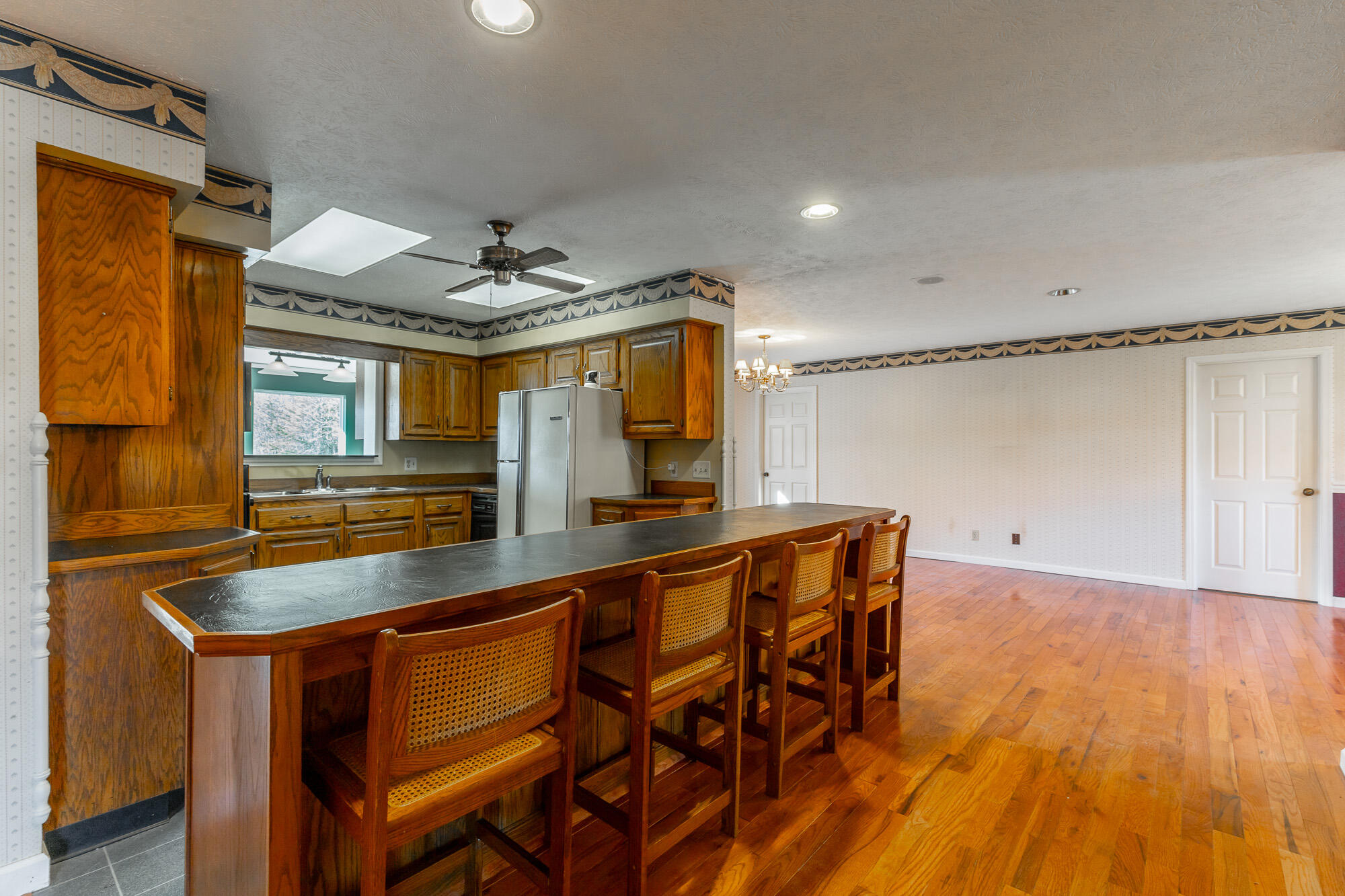 521 Countryside Drive