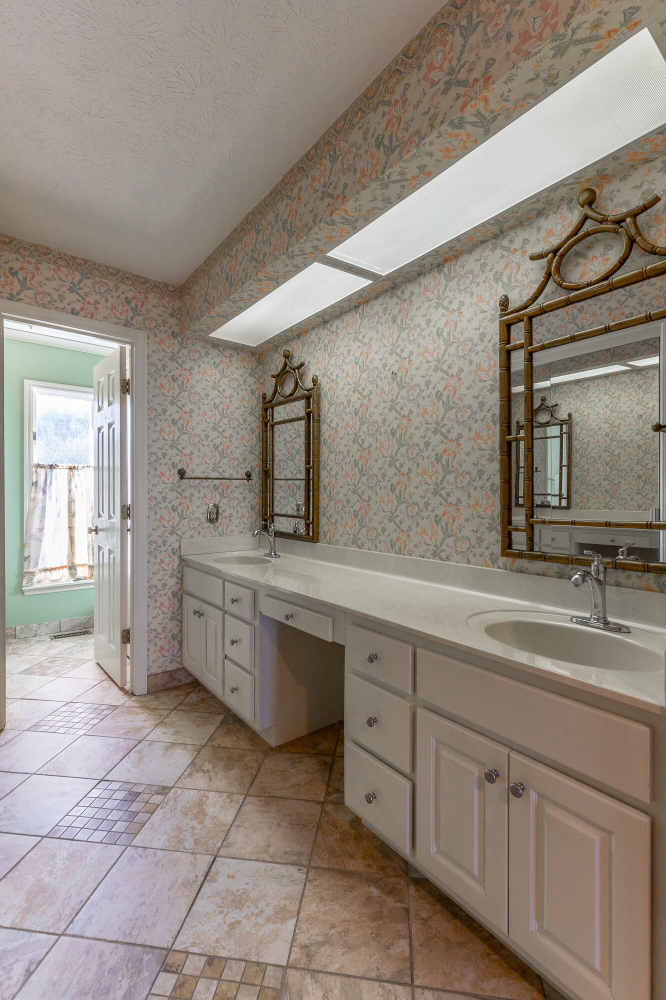 521 Countryside Drive