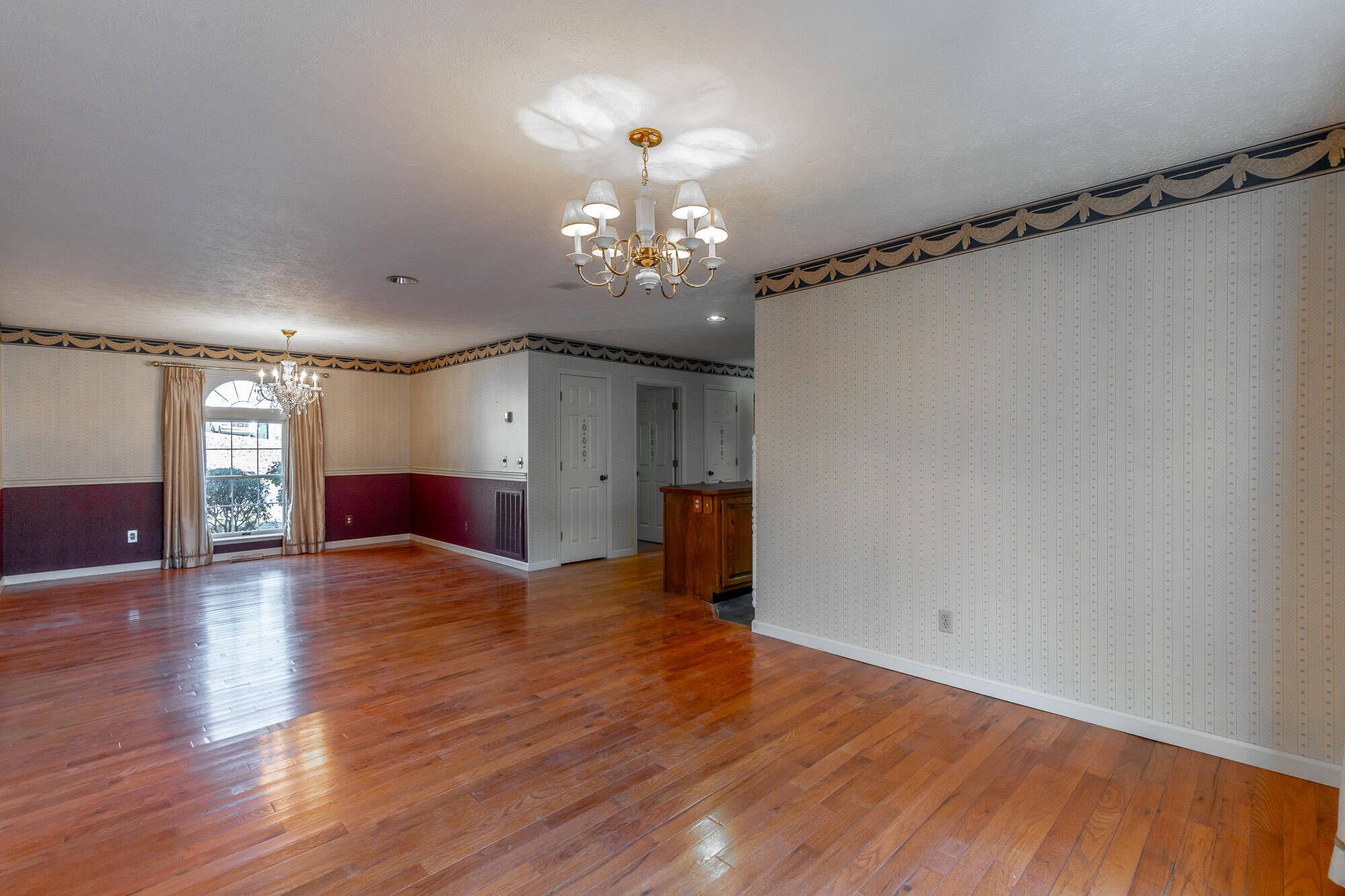 521 Countryside Drive