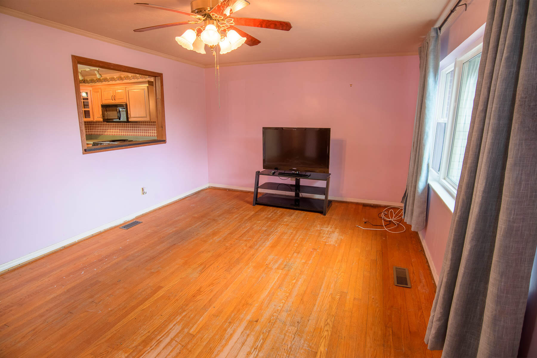 8228 Pine Ridge Road