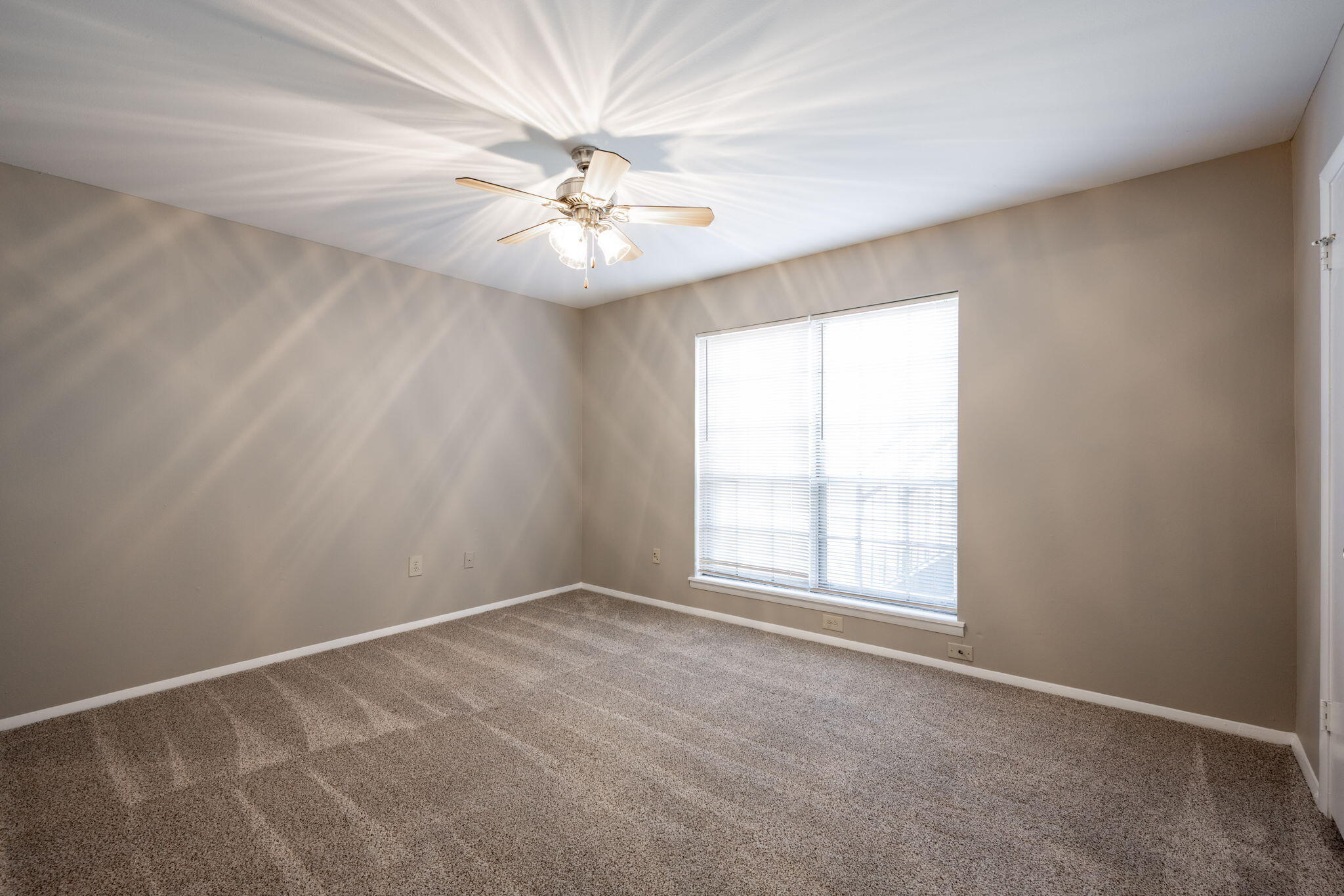 900 Mountain Creek Road, # 184