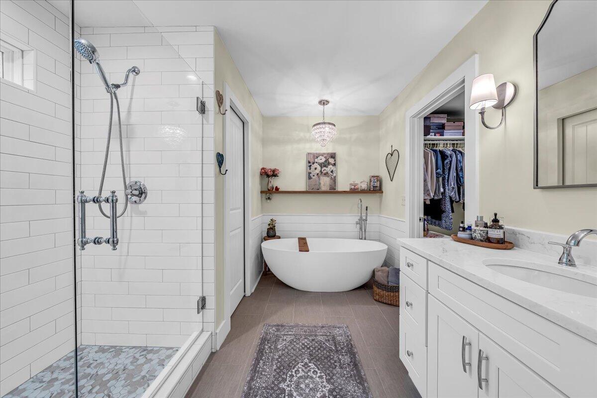 415 River Bluffs Drive