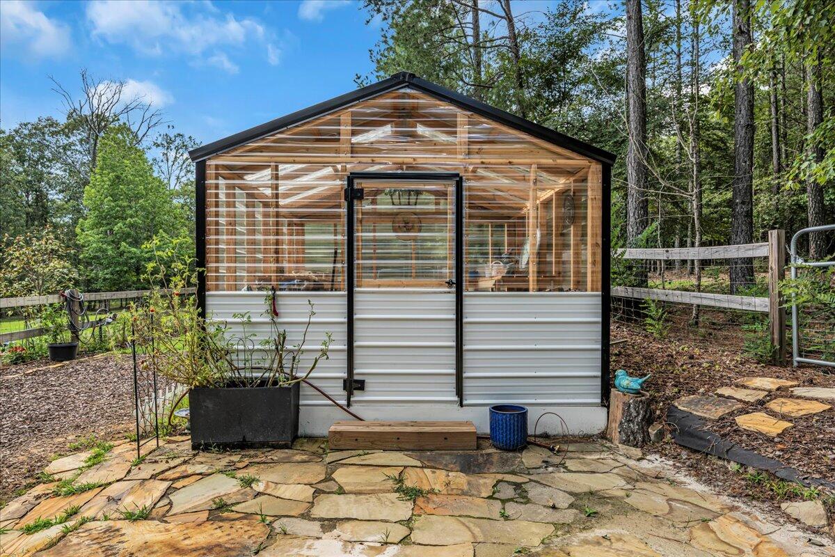 415 River Bluffs Drive