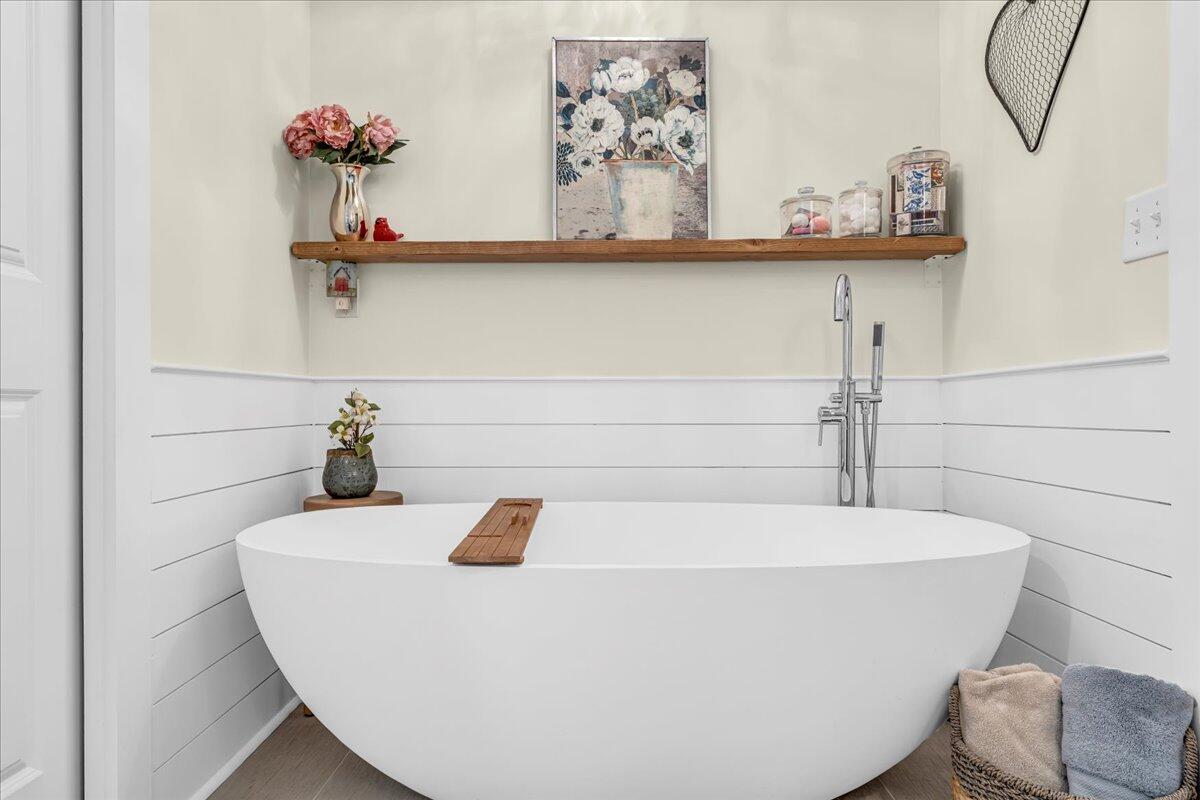 415 River Bluffs Drive