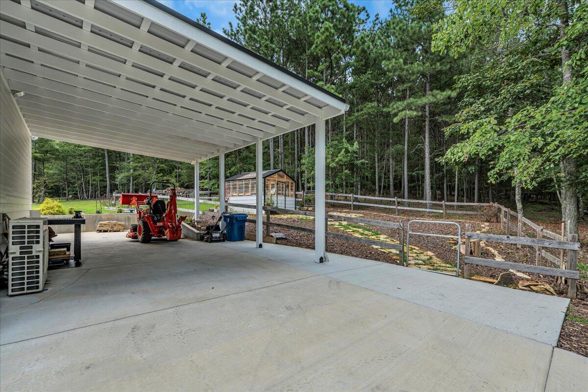 415 River Bluffs Drive