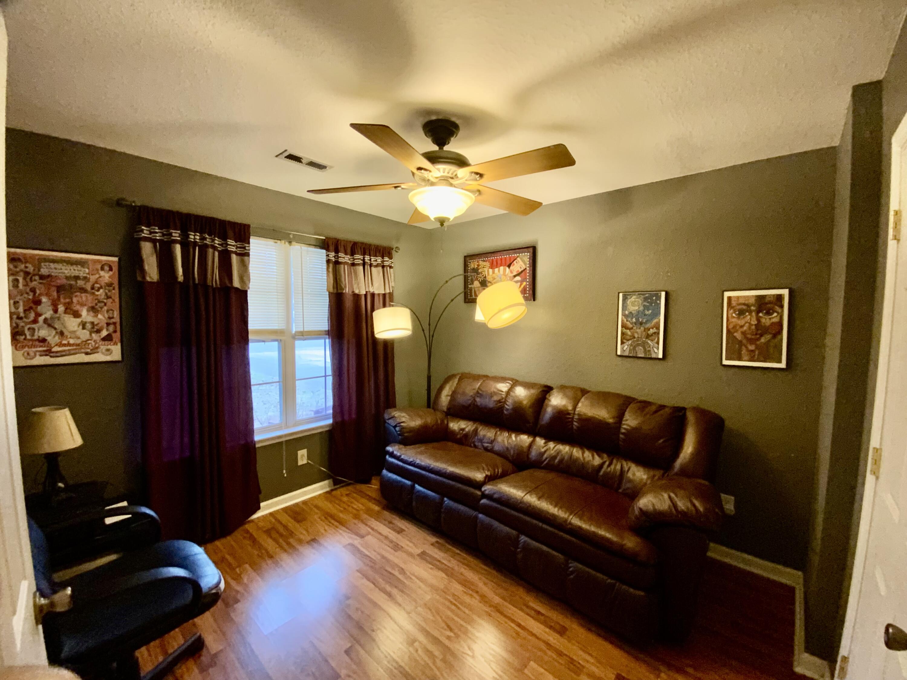 634 N Peppercorn Lane