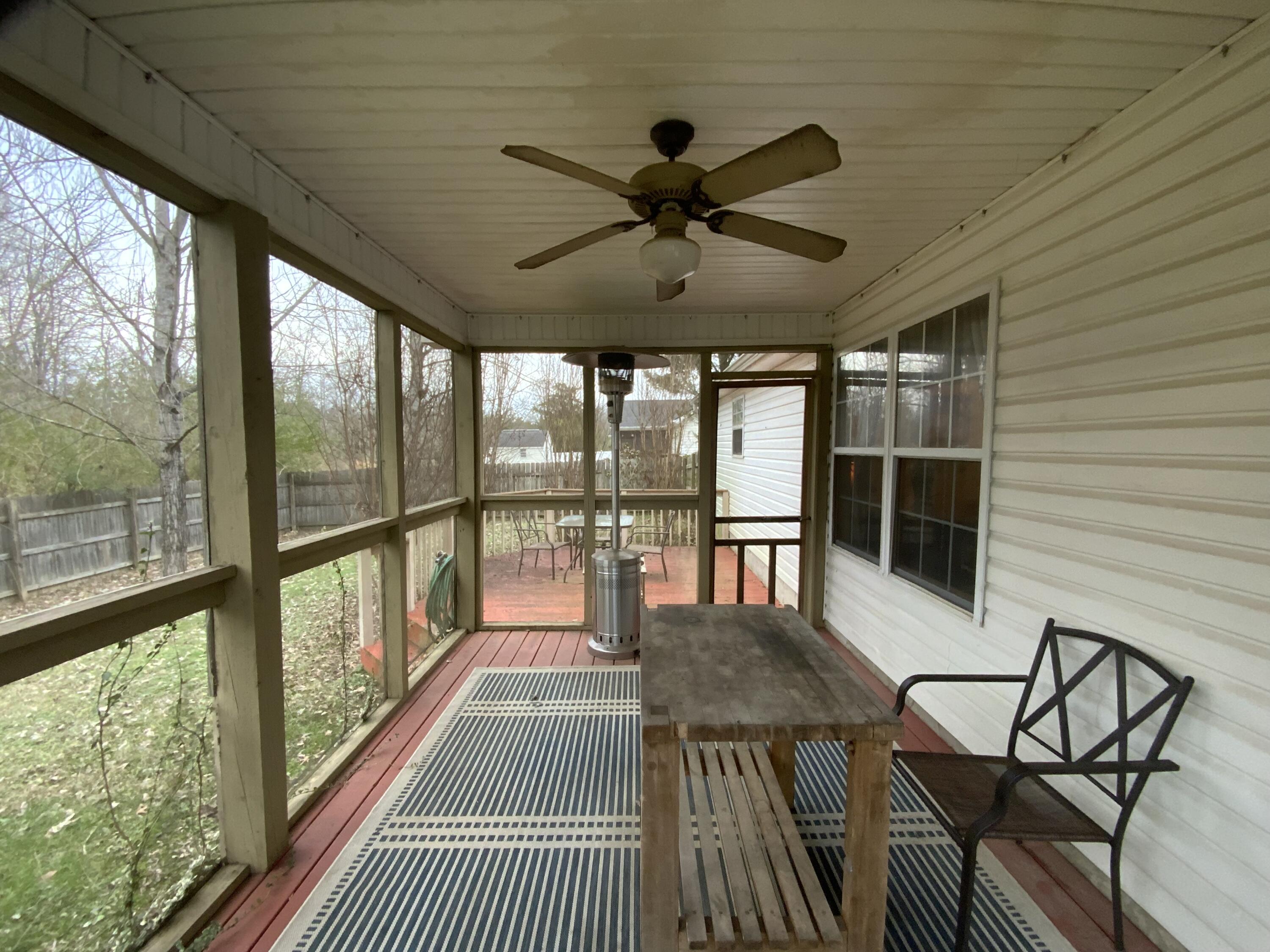 634 N Peppercorn Lane