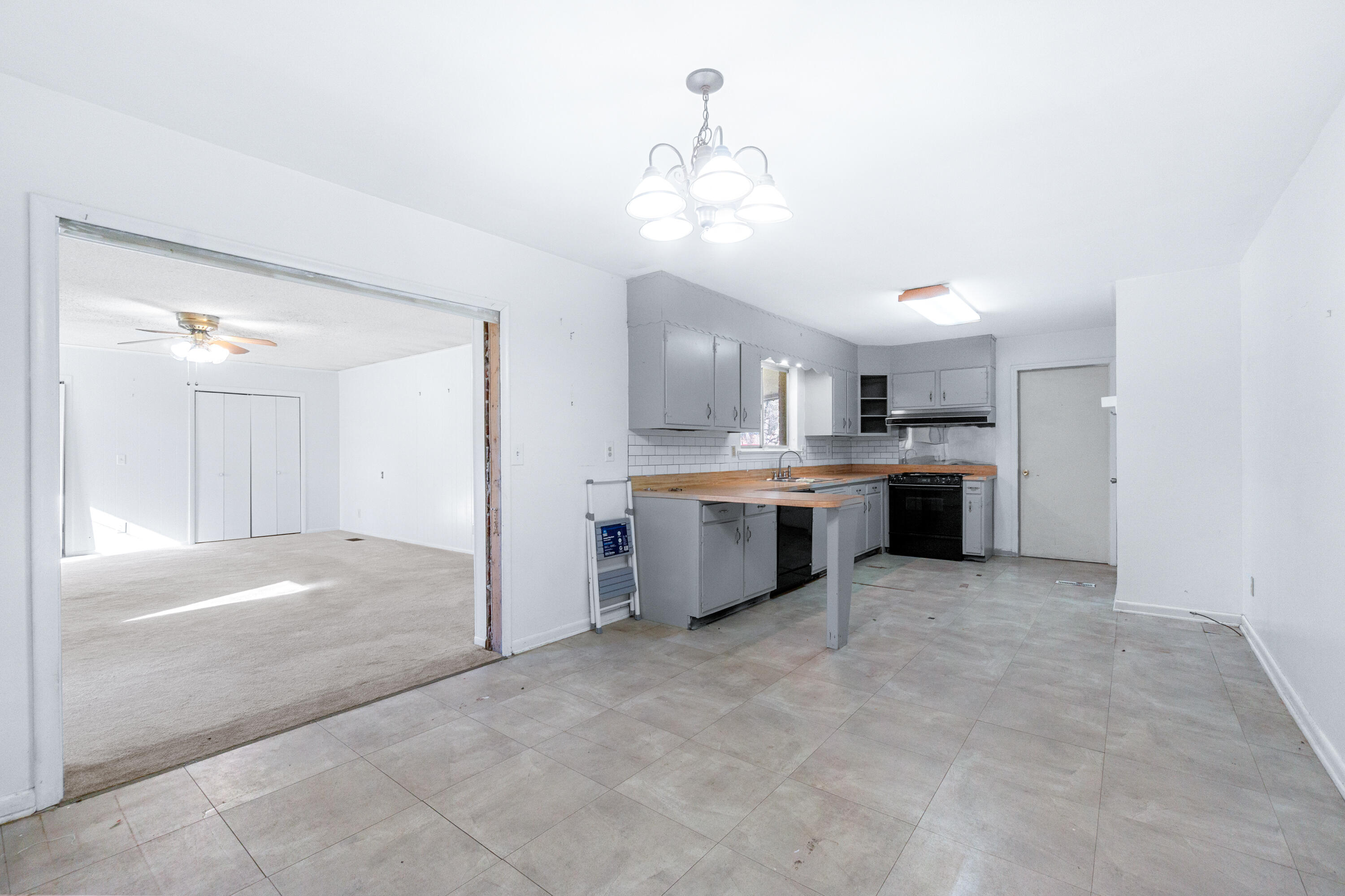 2515 Arbor Creek Way