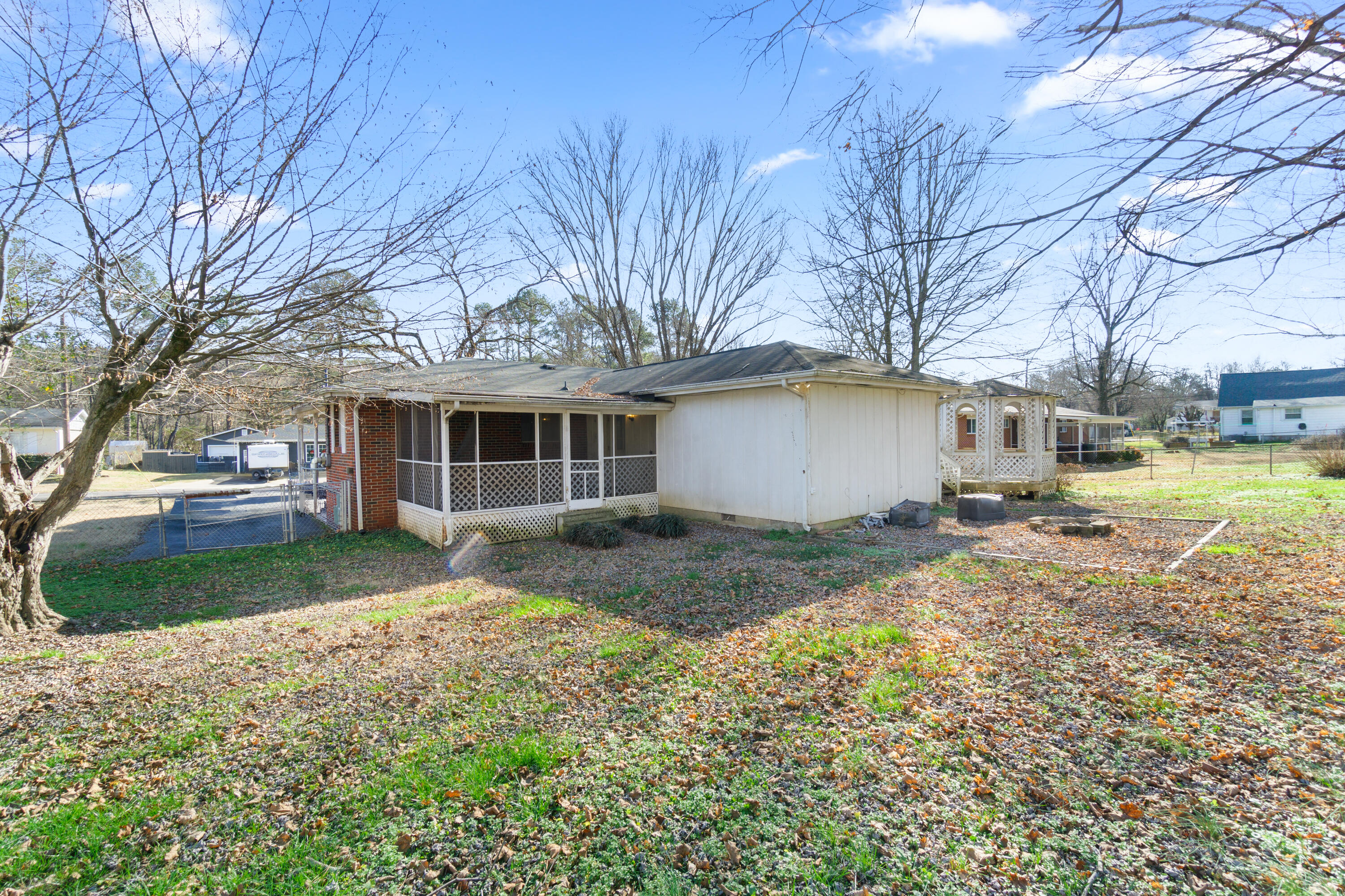 2515 Arbor Creek Way