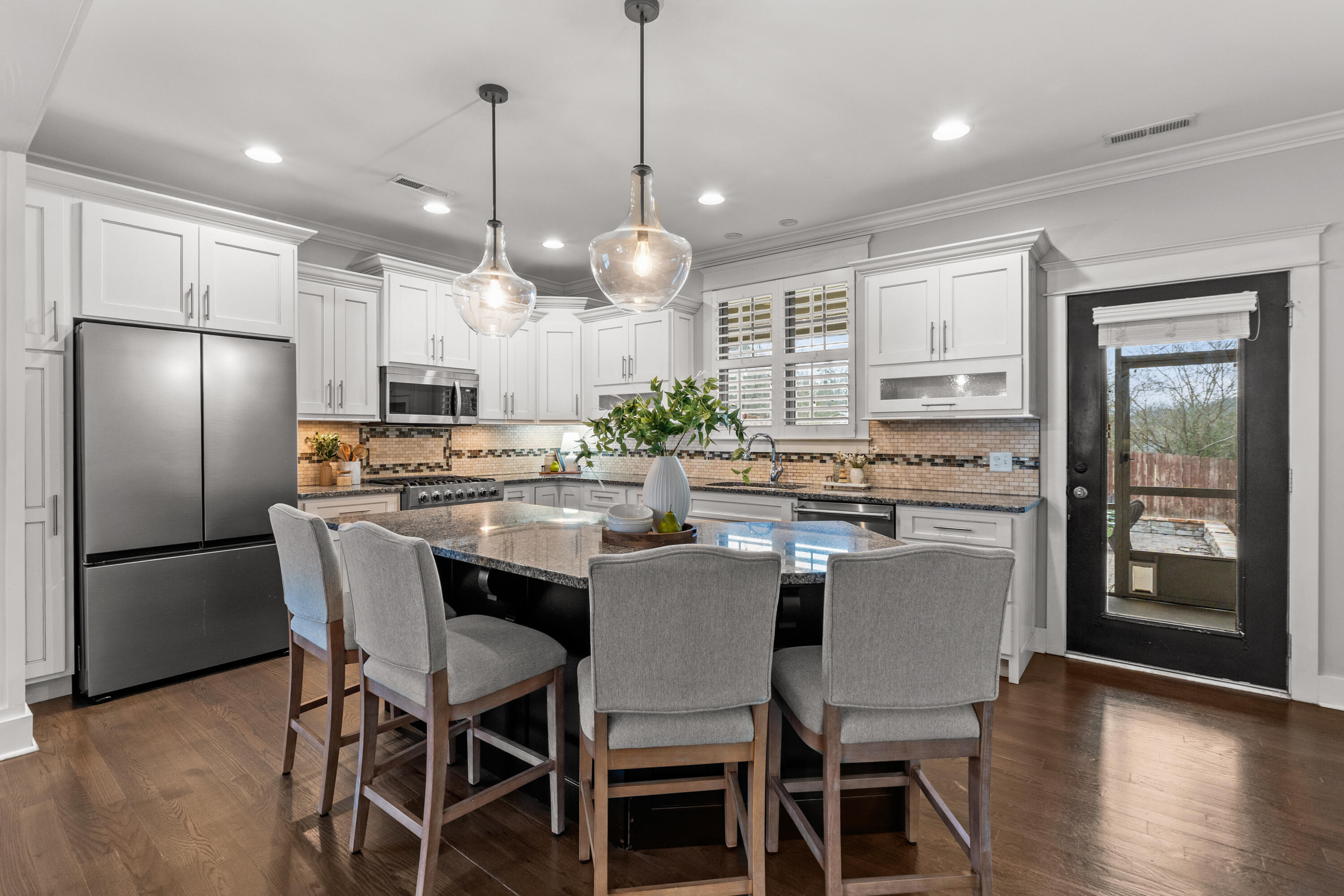 3528 Morning Dew Cove