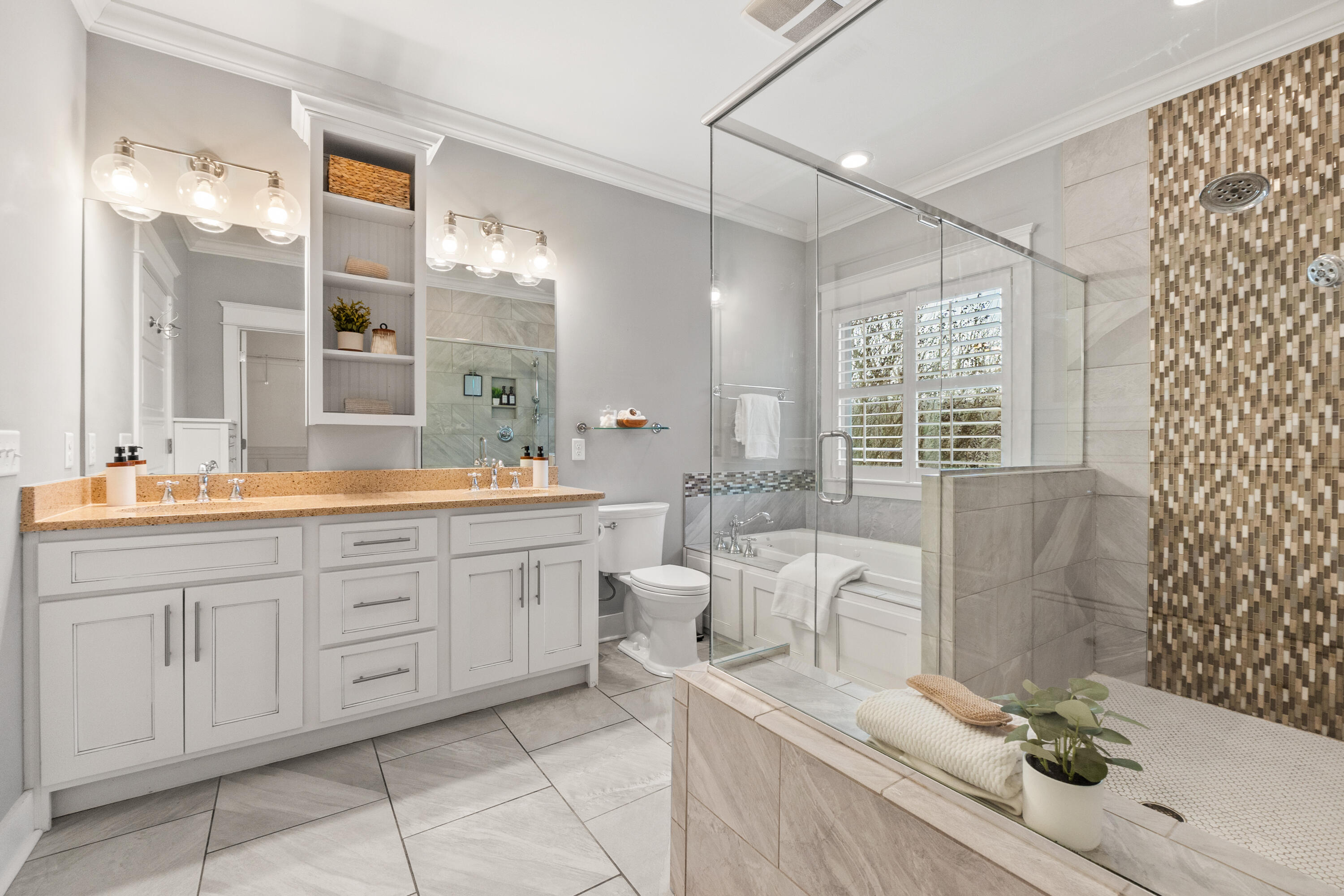 3528 Morning Dew Cove