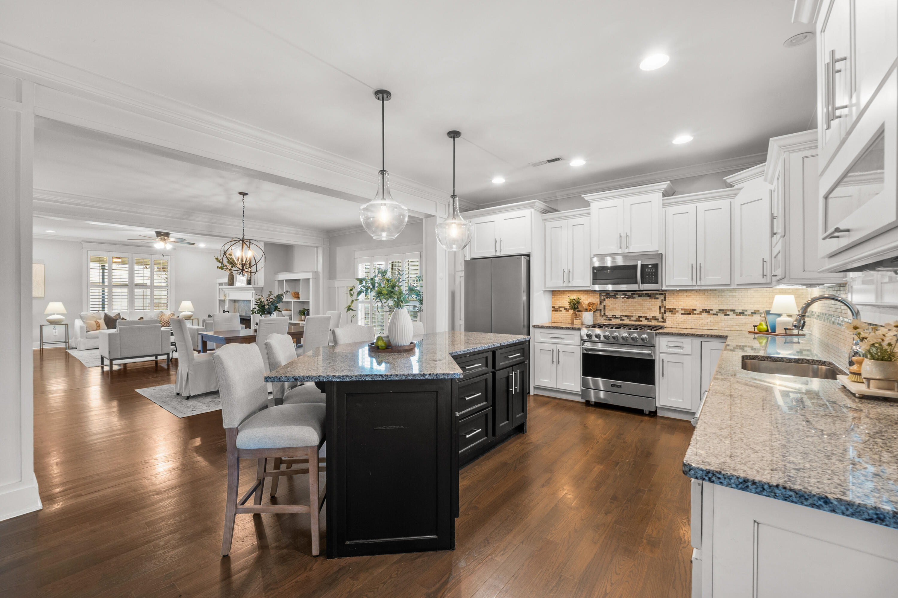 3528 Morning Dew Cove