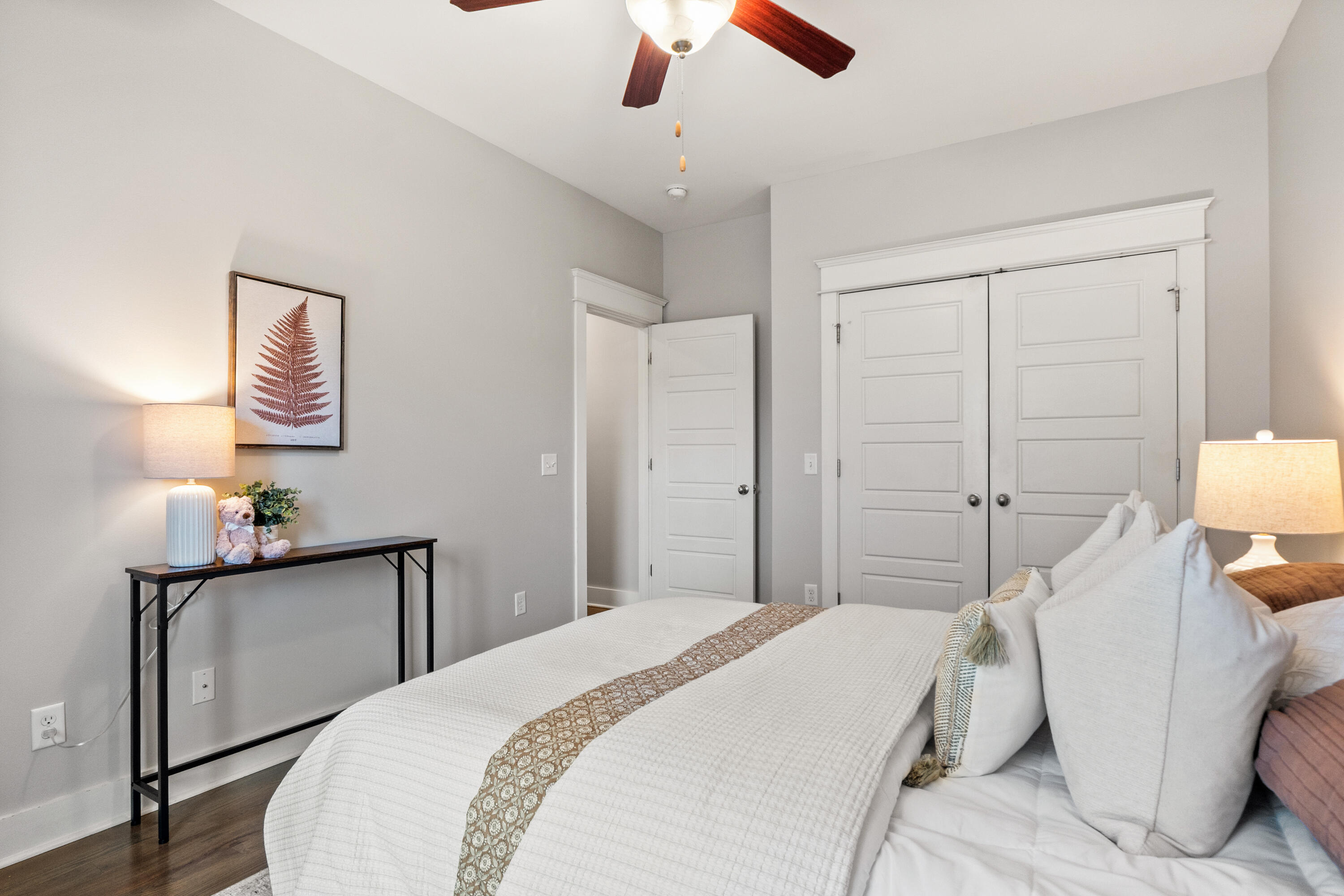 3528 Morning Dew Cove