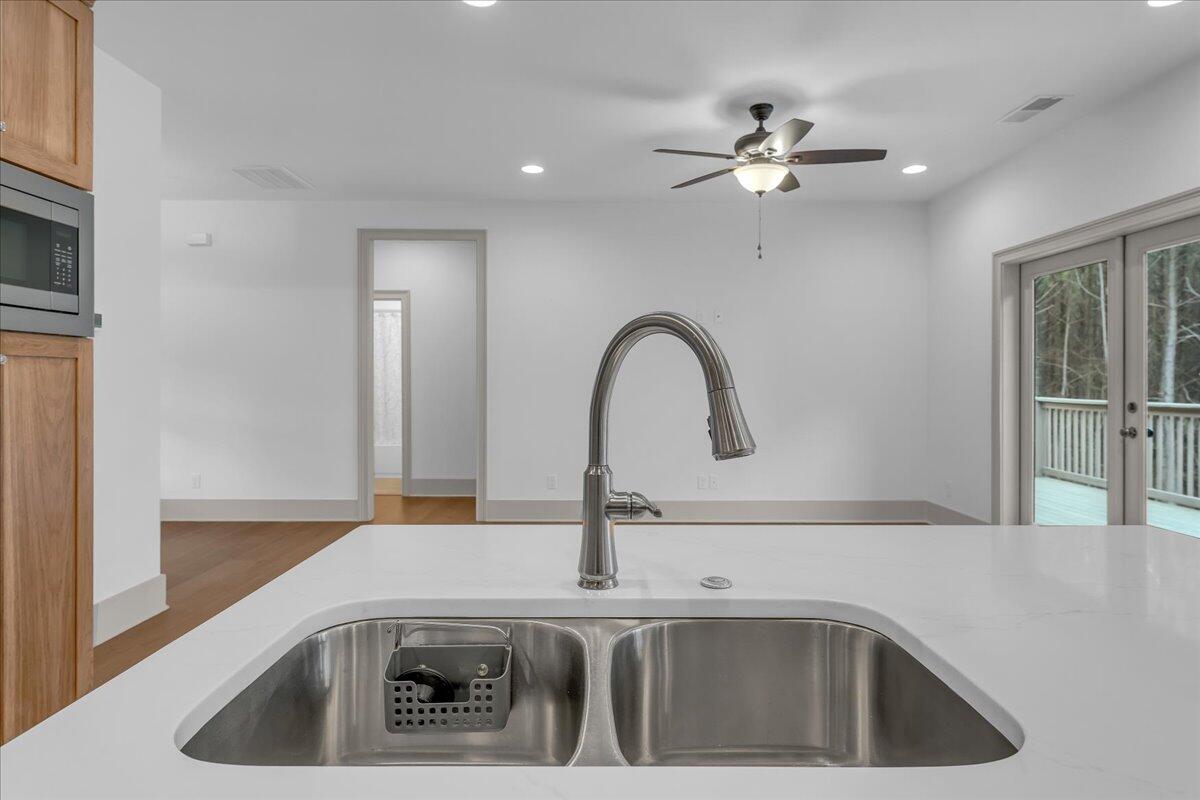 3200 Crockett Pointe