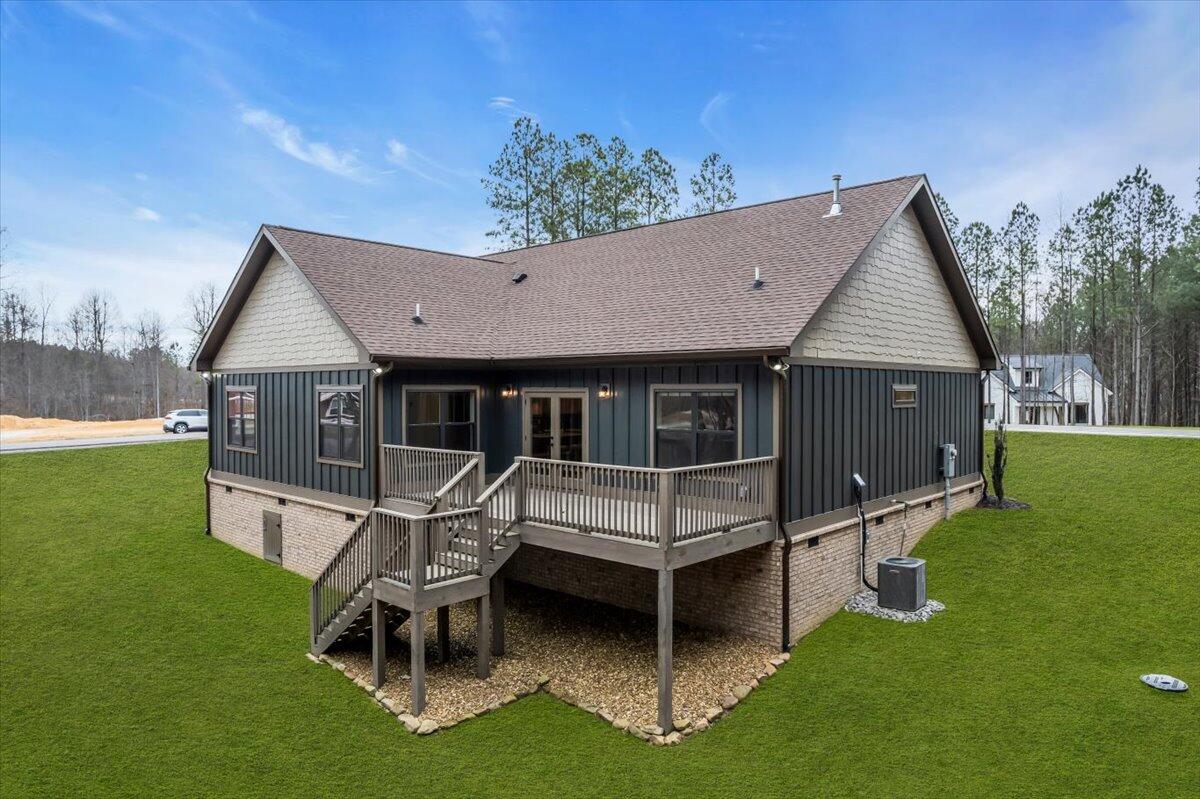 3200 Crockett Pointe